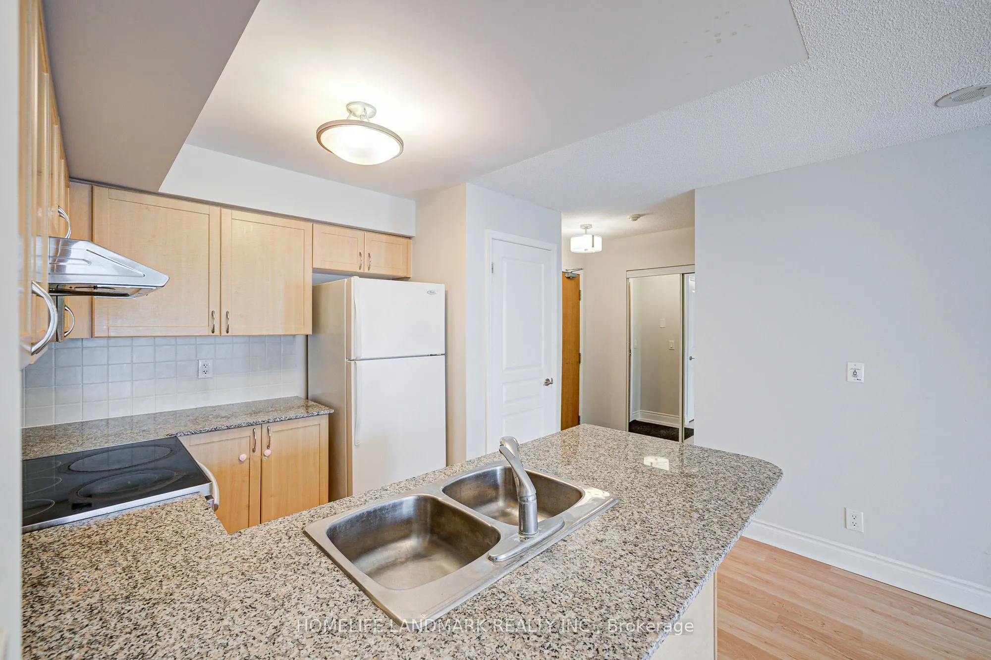 75 South Town Centre Boulevard, #311