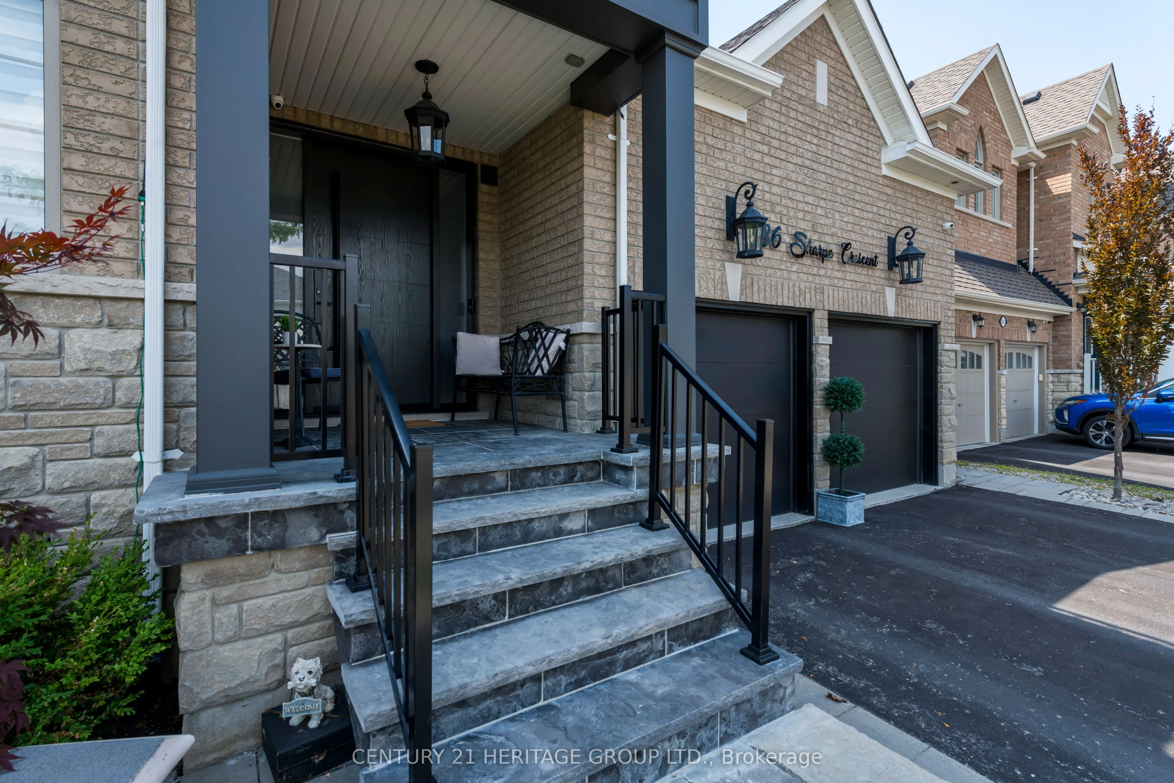 86 Sharpe Crescent
