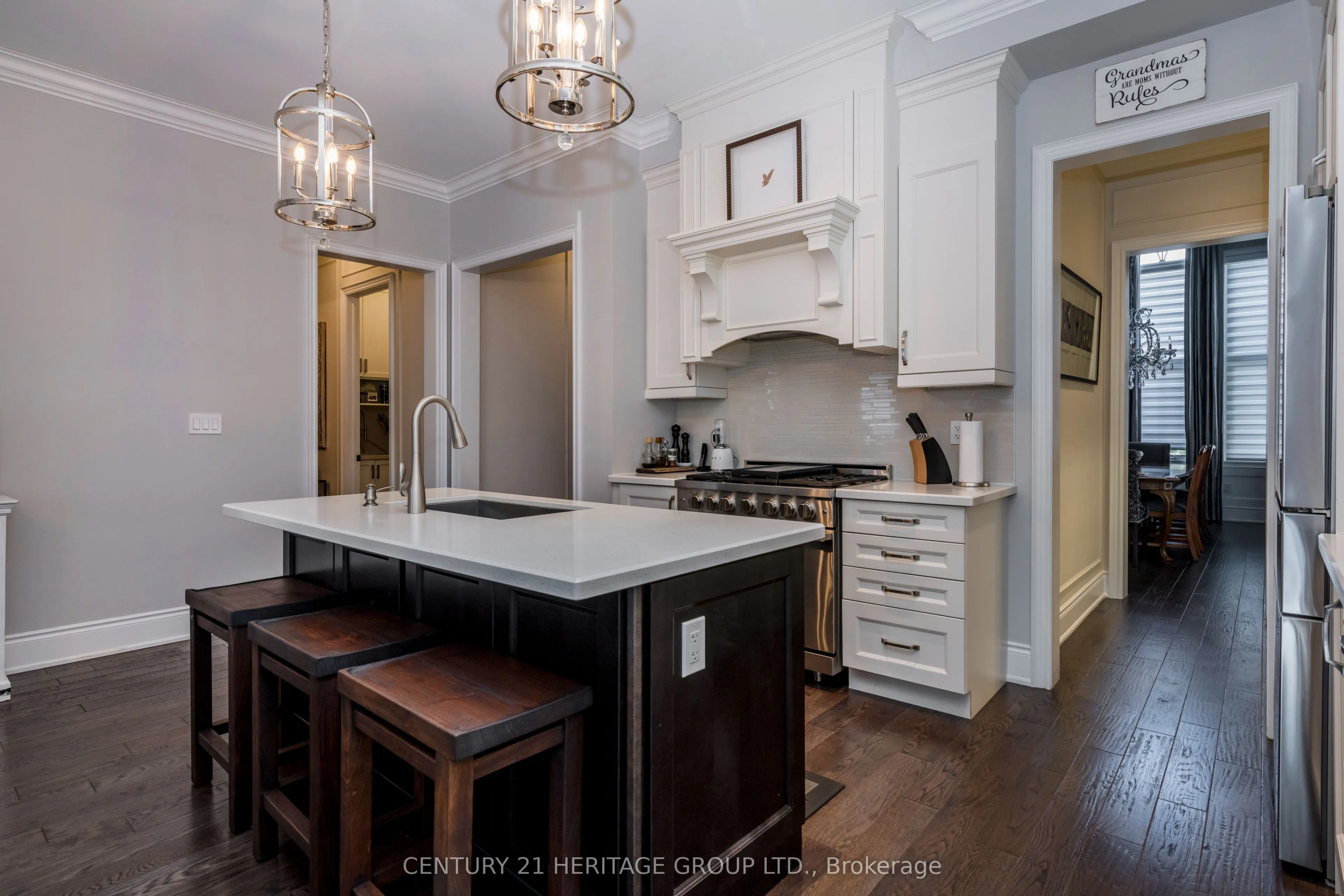 86 Sharpe Crescent