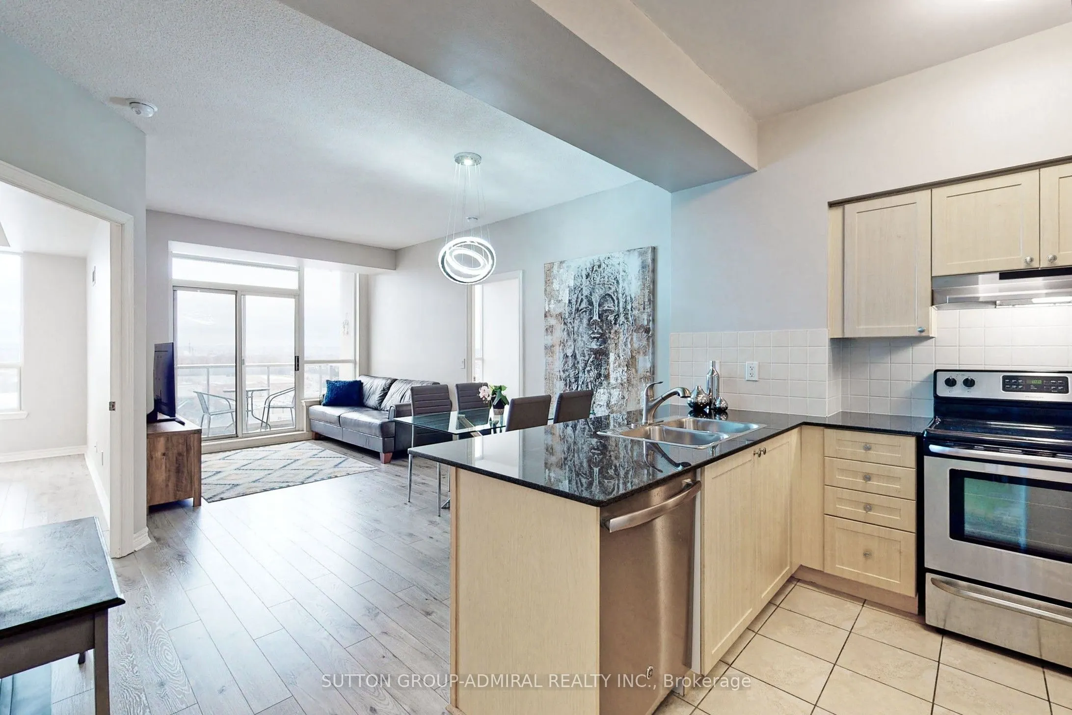 15 North Park Road, #1606