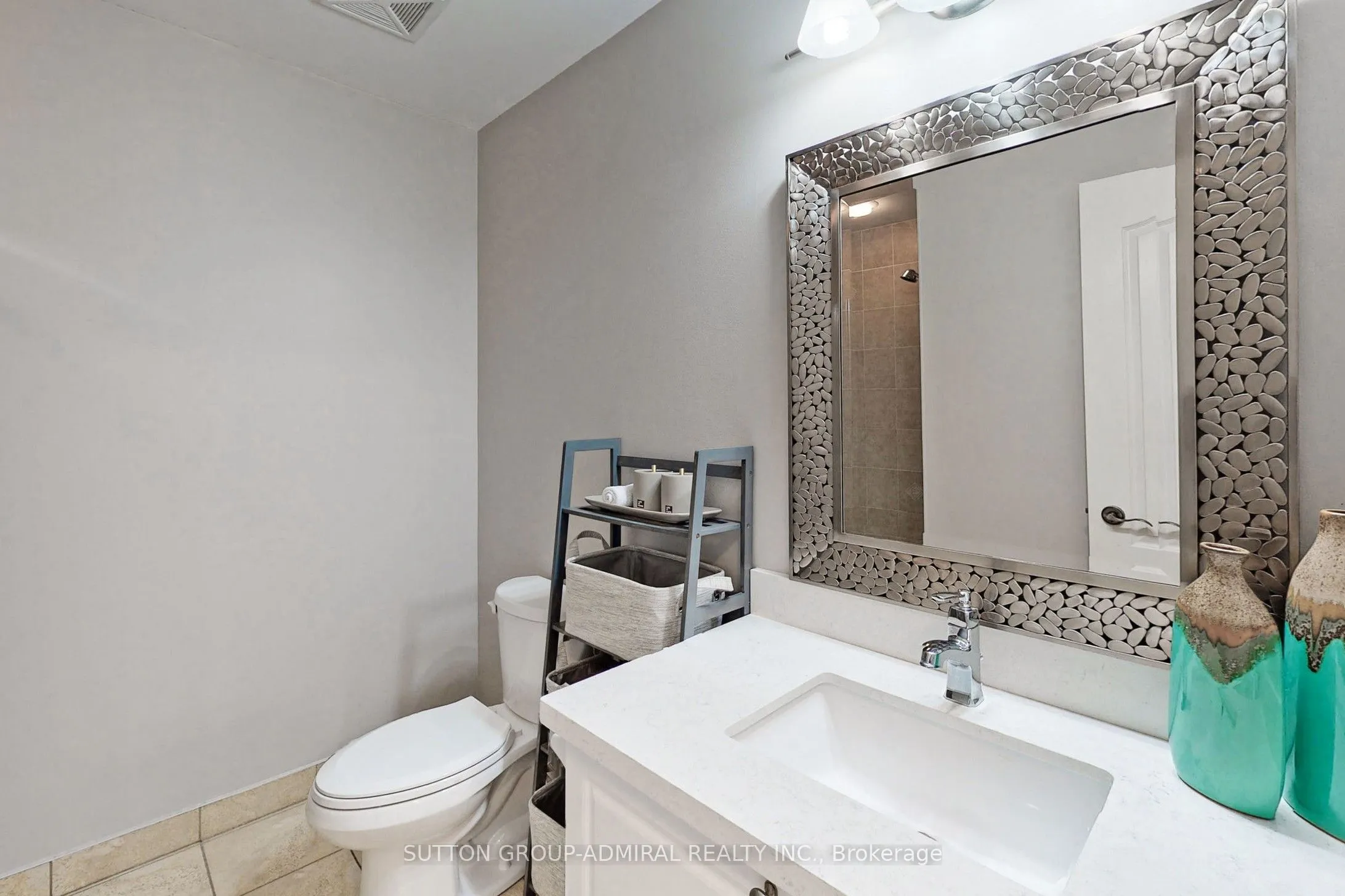 15 North Park Road, #1606