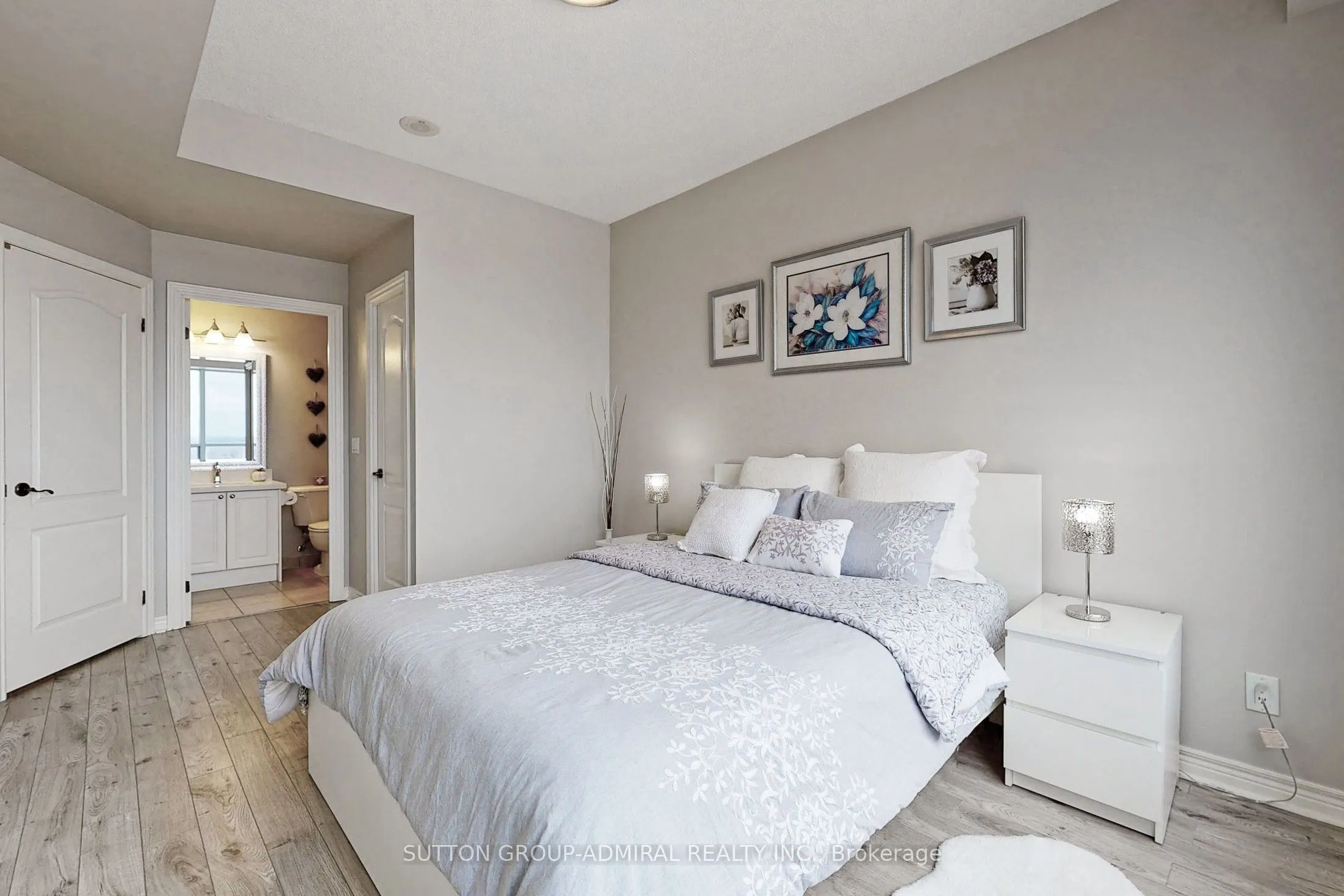 15 North Park Road, #1606