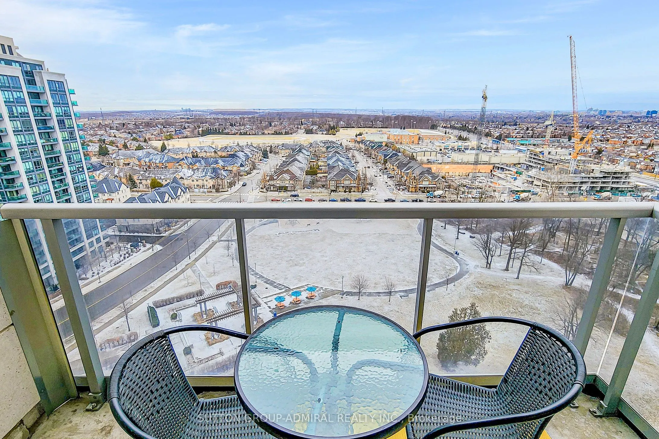 15 North Park Road, #1606