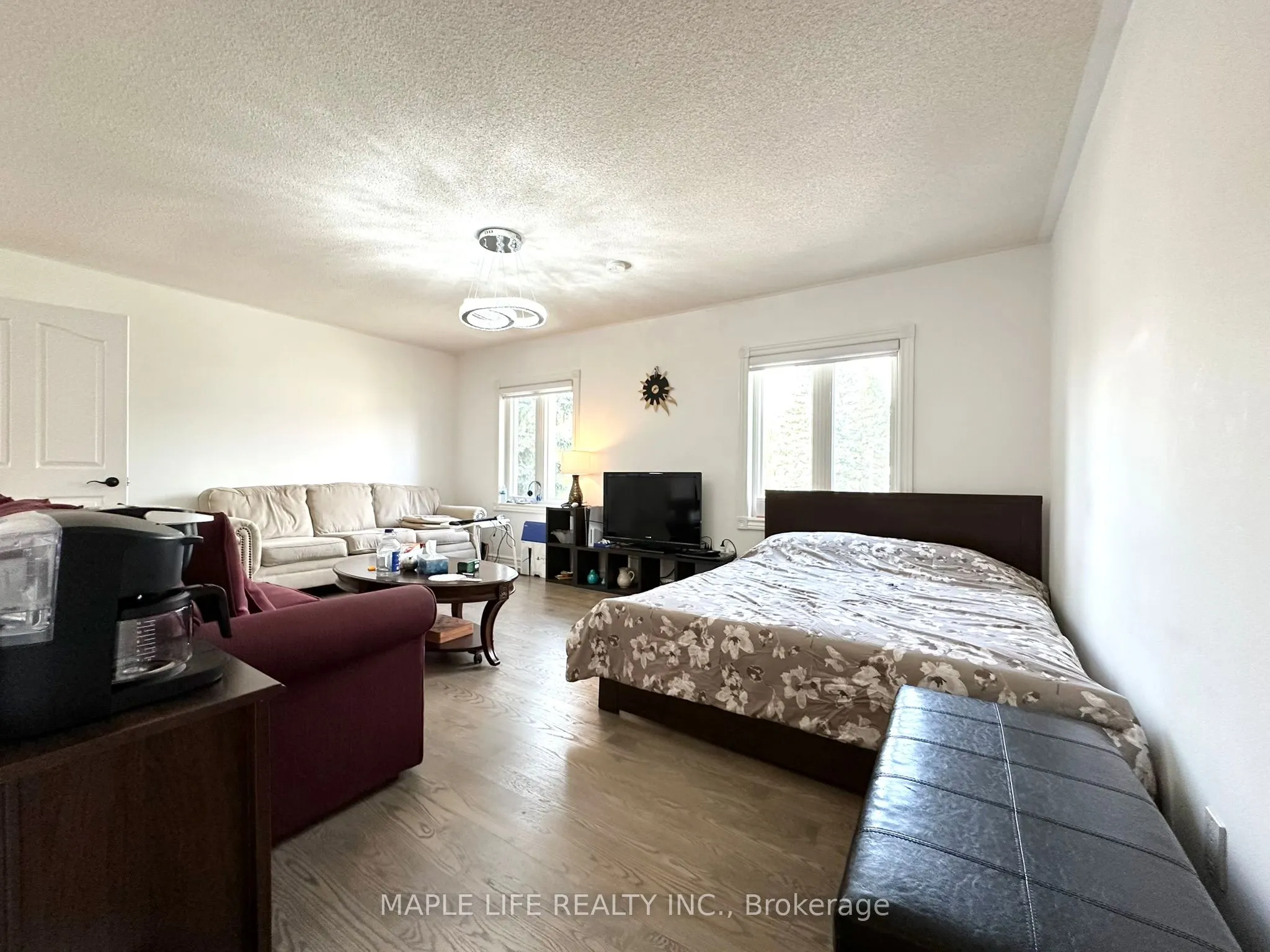 48 Brookshill Crescent