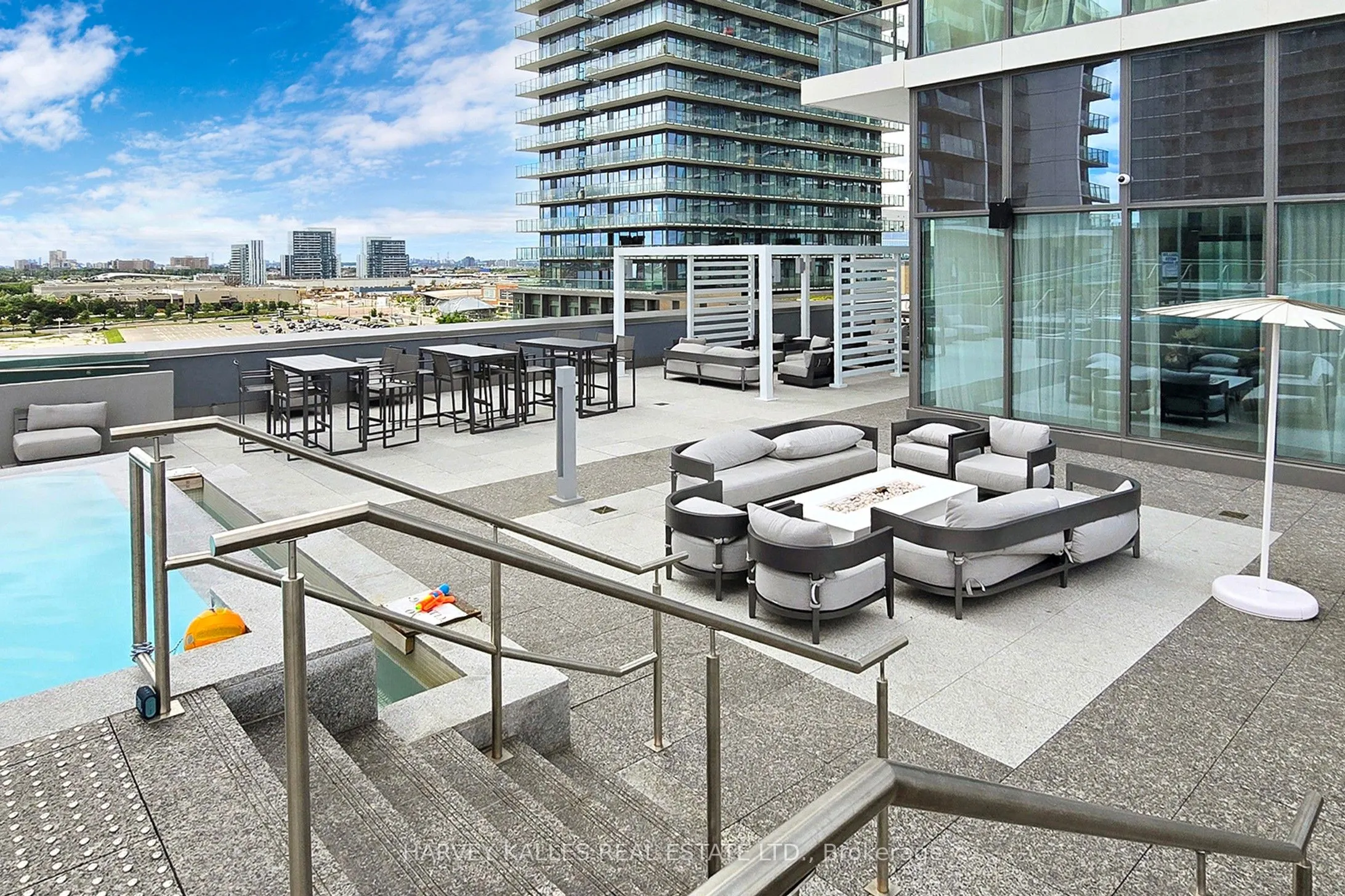 7890 Jane Street, #2807