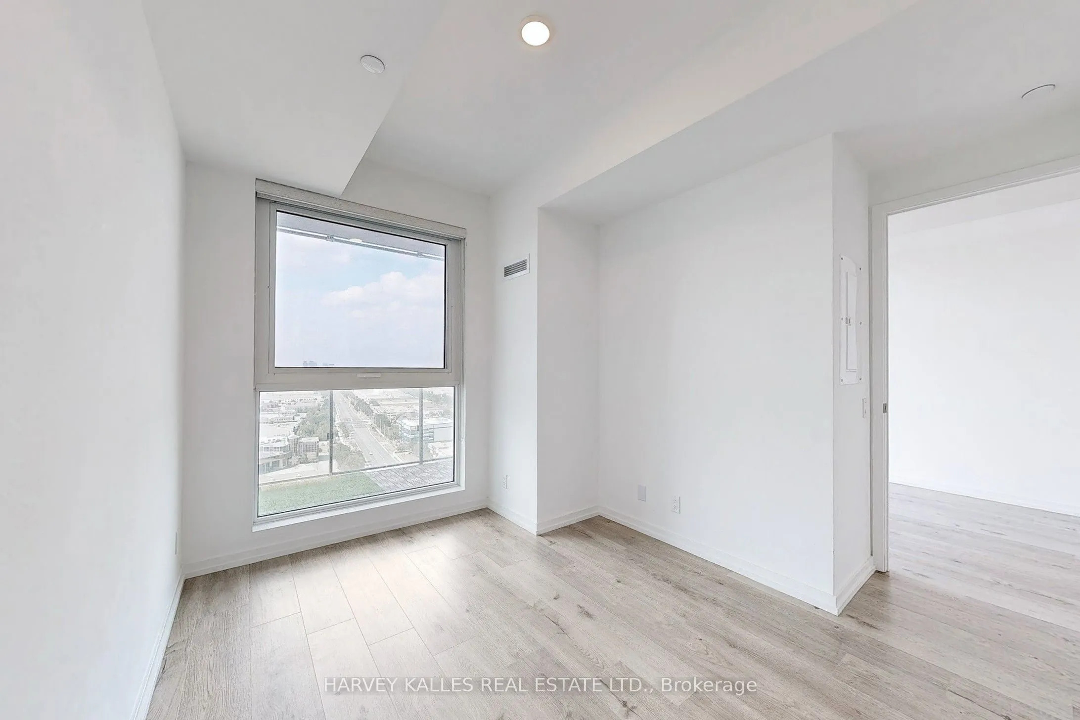 7890 Jane Street, #2807