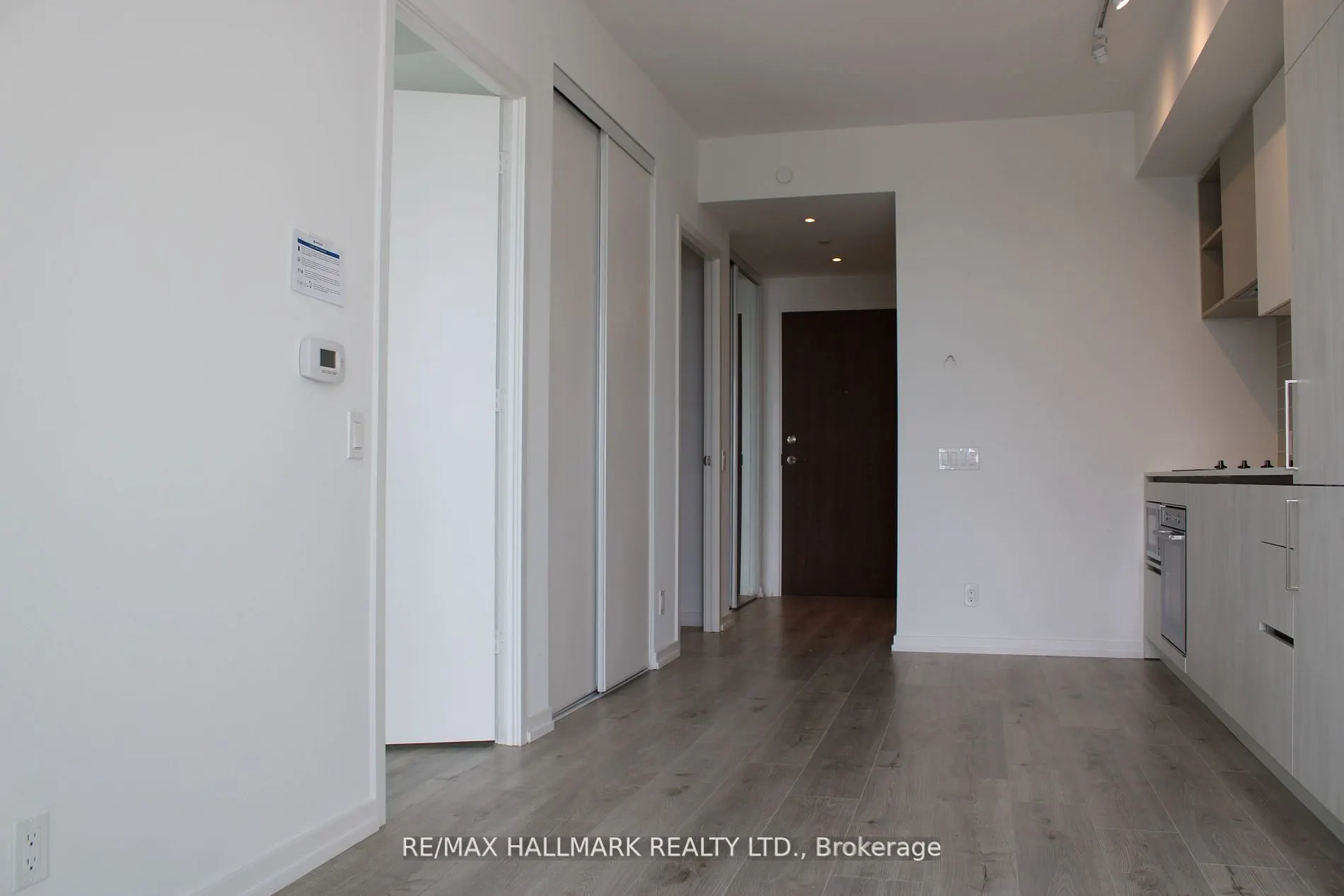 1000 portage Parkway, #5008