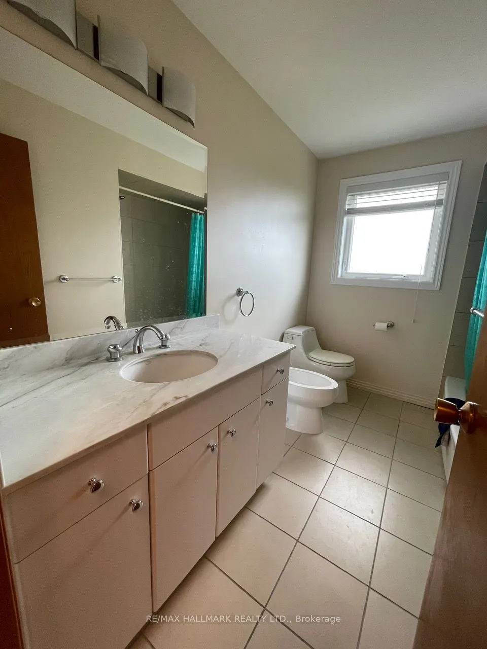 227 Elgin Mills(MAIN FLOOR) Road W