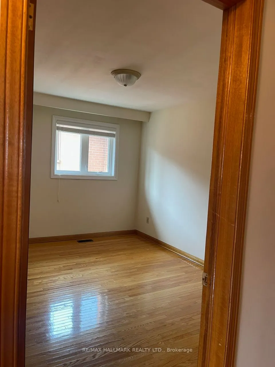 227 Elgin Mills(MAIN FLOOR) Road W