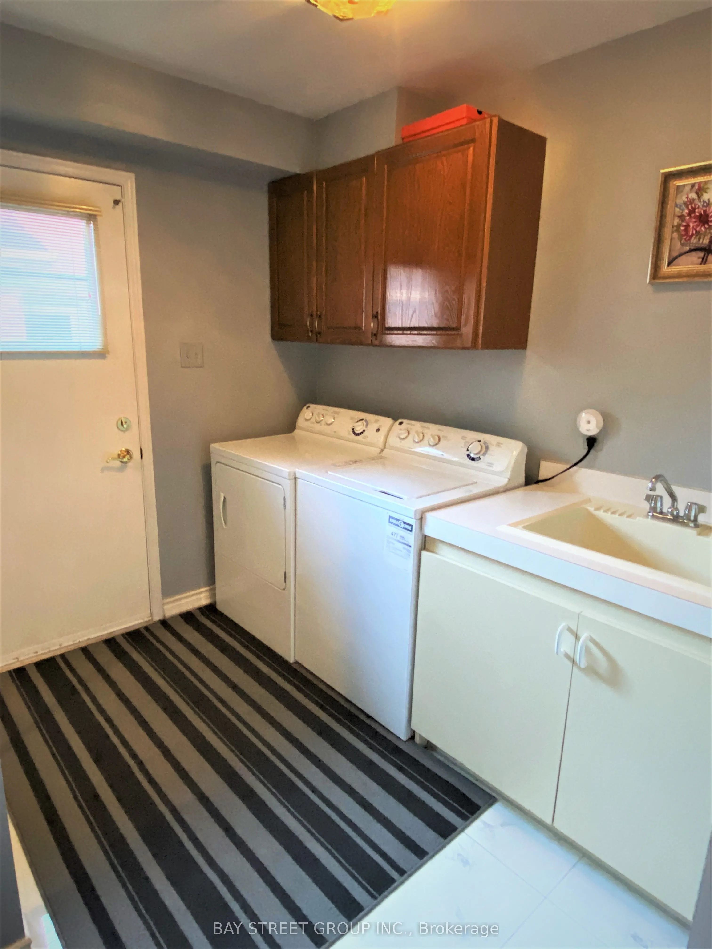 85 Samantha Circle, #1st & 2nd Level