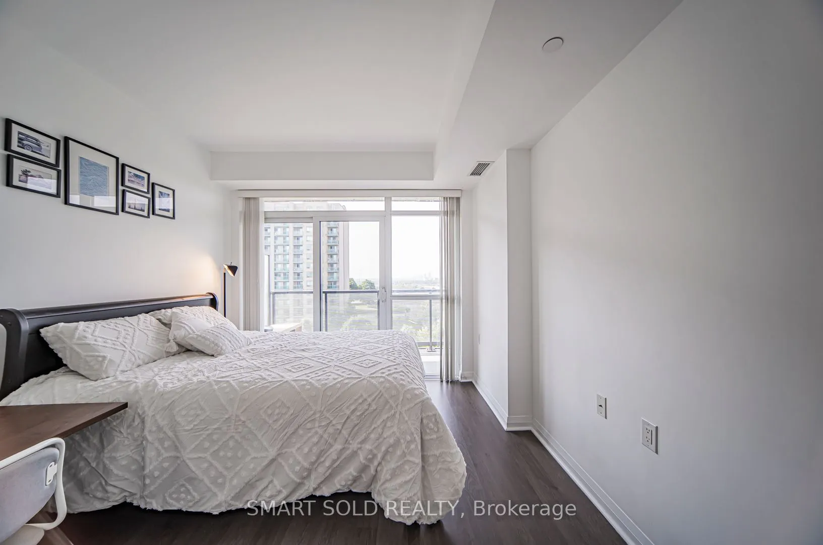 55 Oneida Crescent, #603