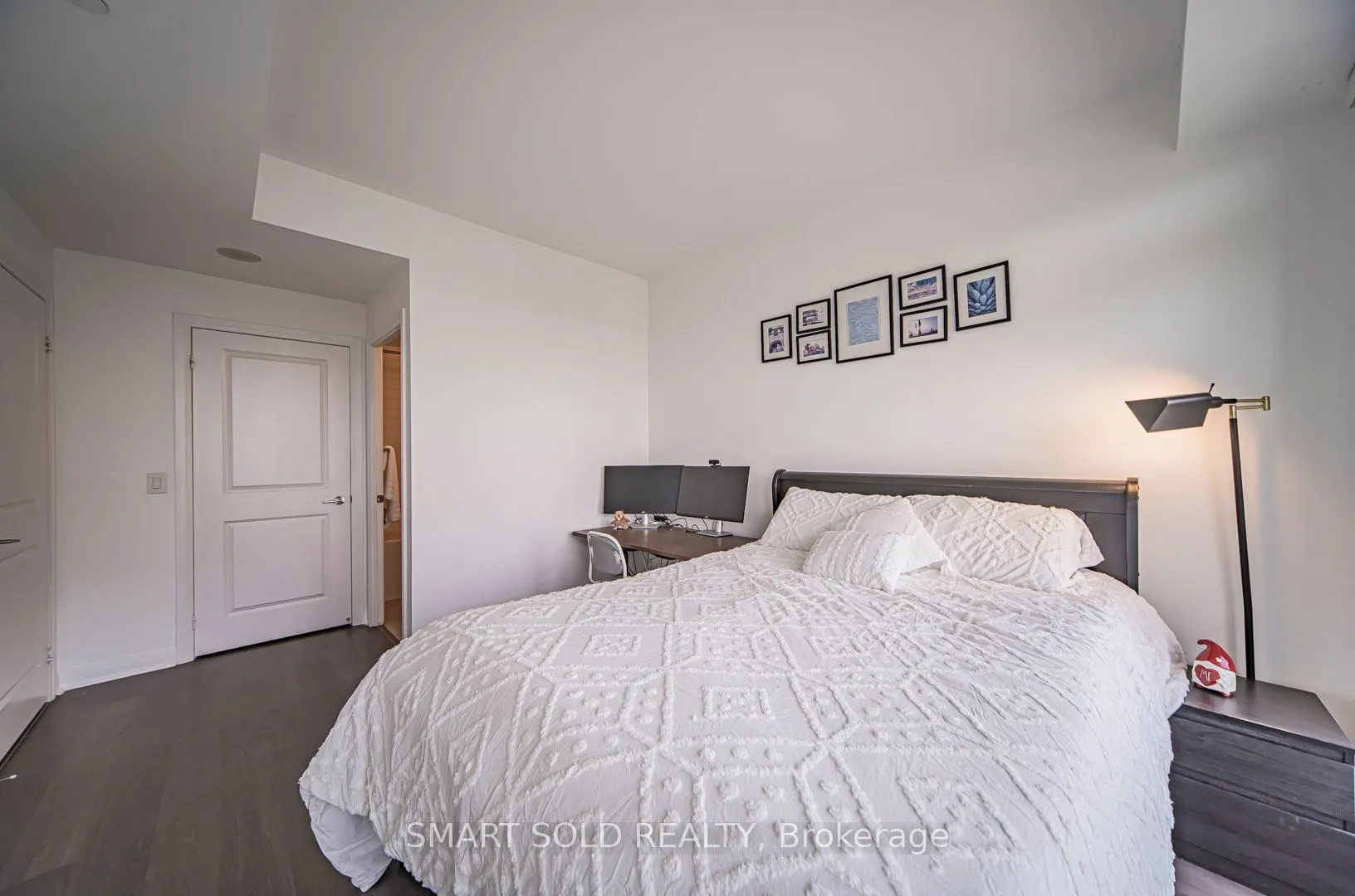 55 Oneida Crescent, #603