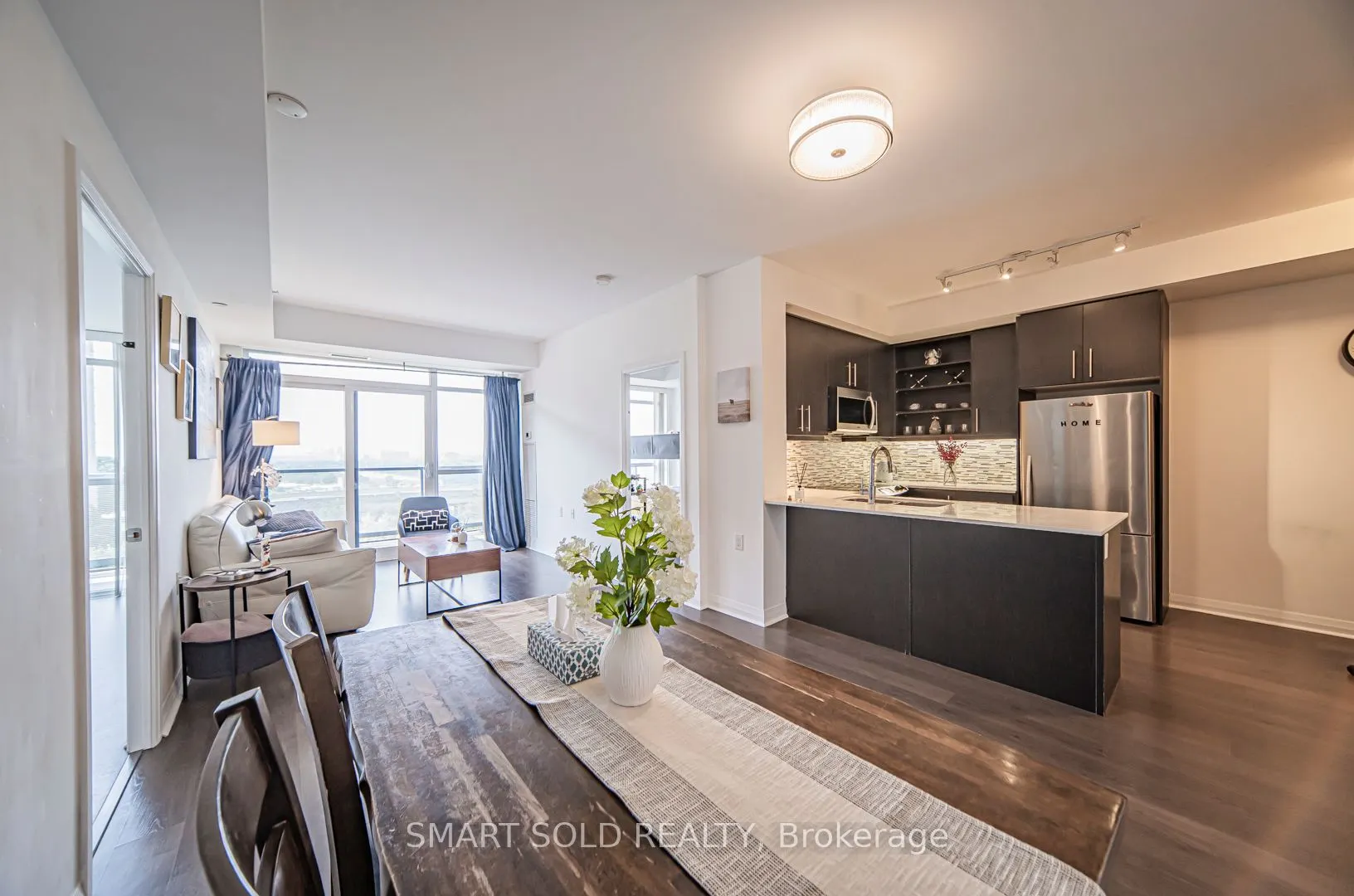55 Oneida Crescent, #603