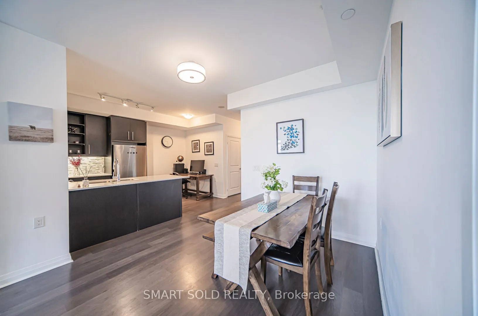 55 Oneida Crescent, #603