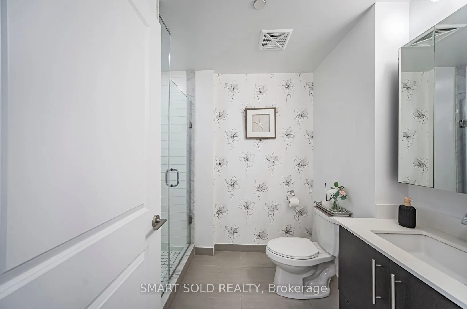 55 Oneida Crescent, #603