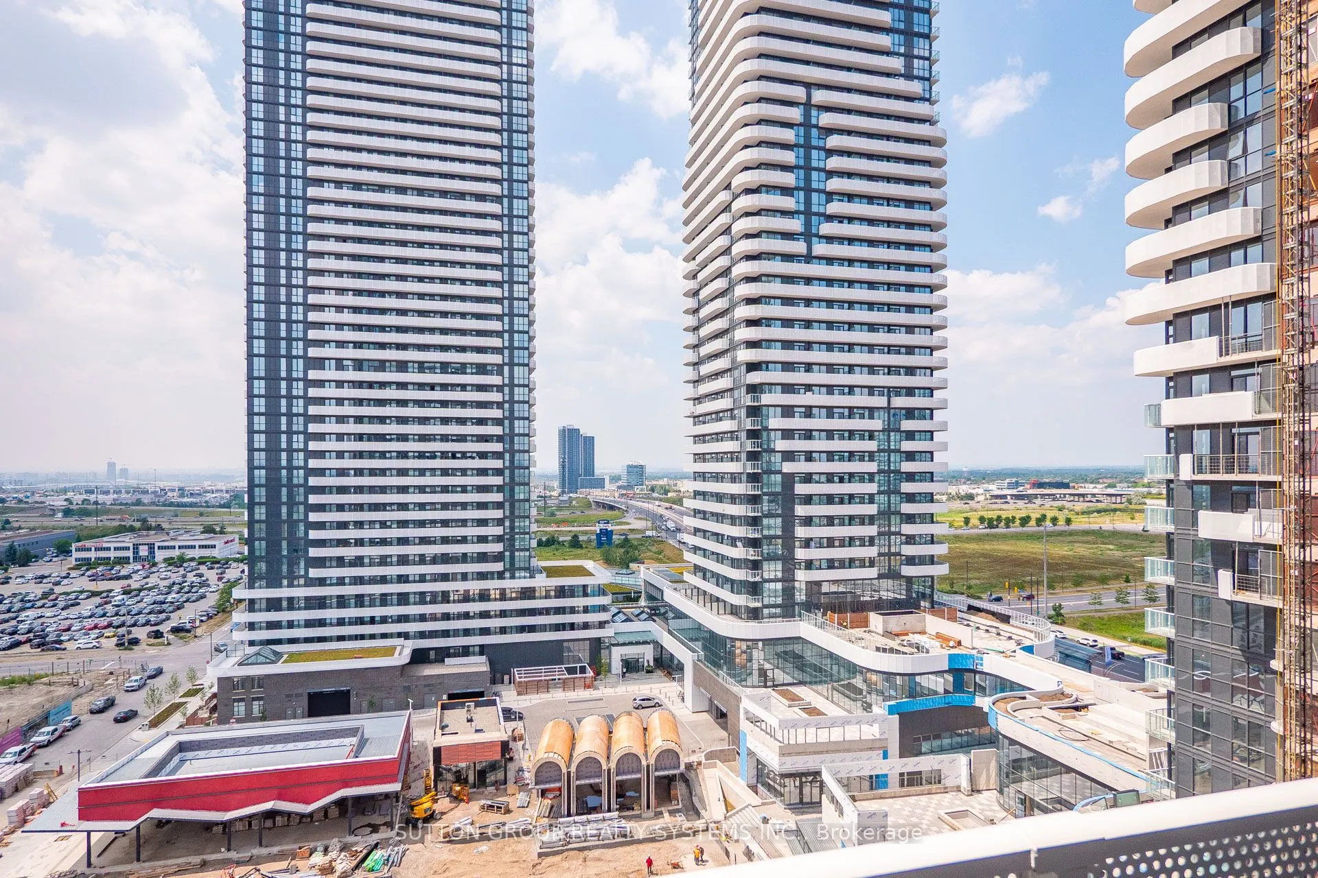 28 Interchange Way, #1502