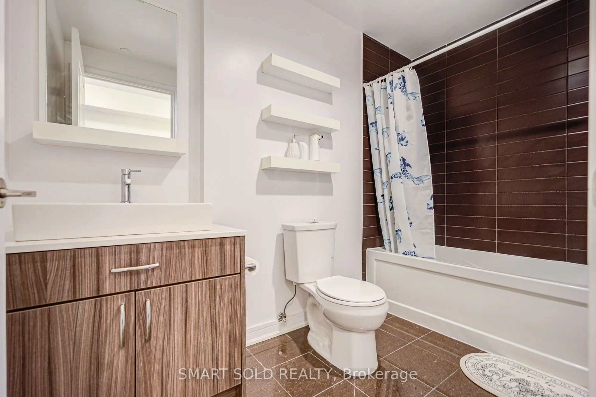 9191 Yonge Street, #716
