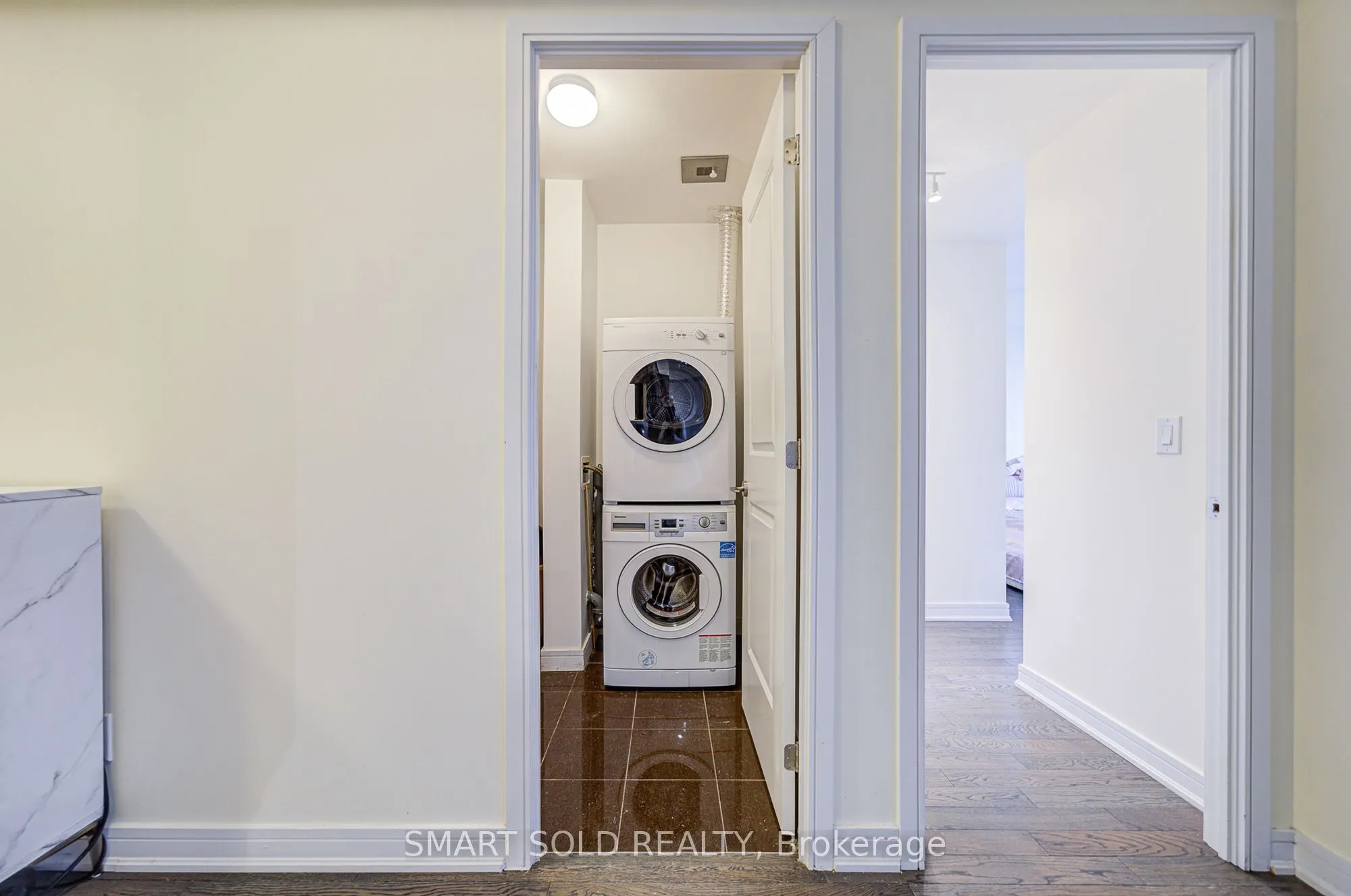 9191 Yonge Street, #716