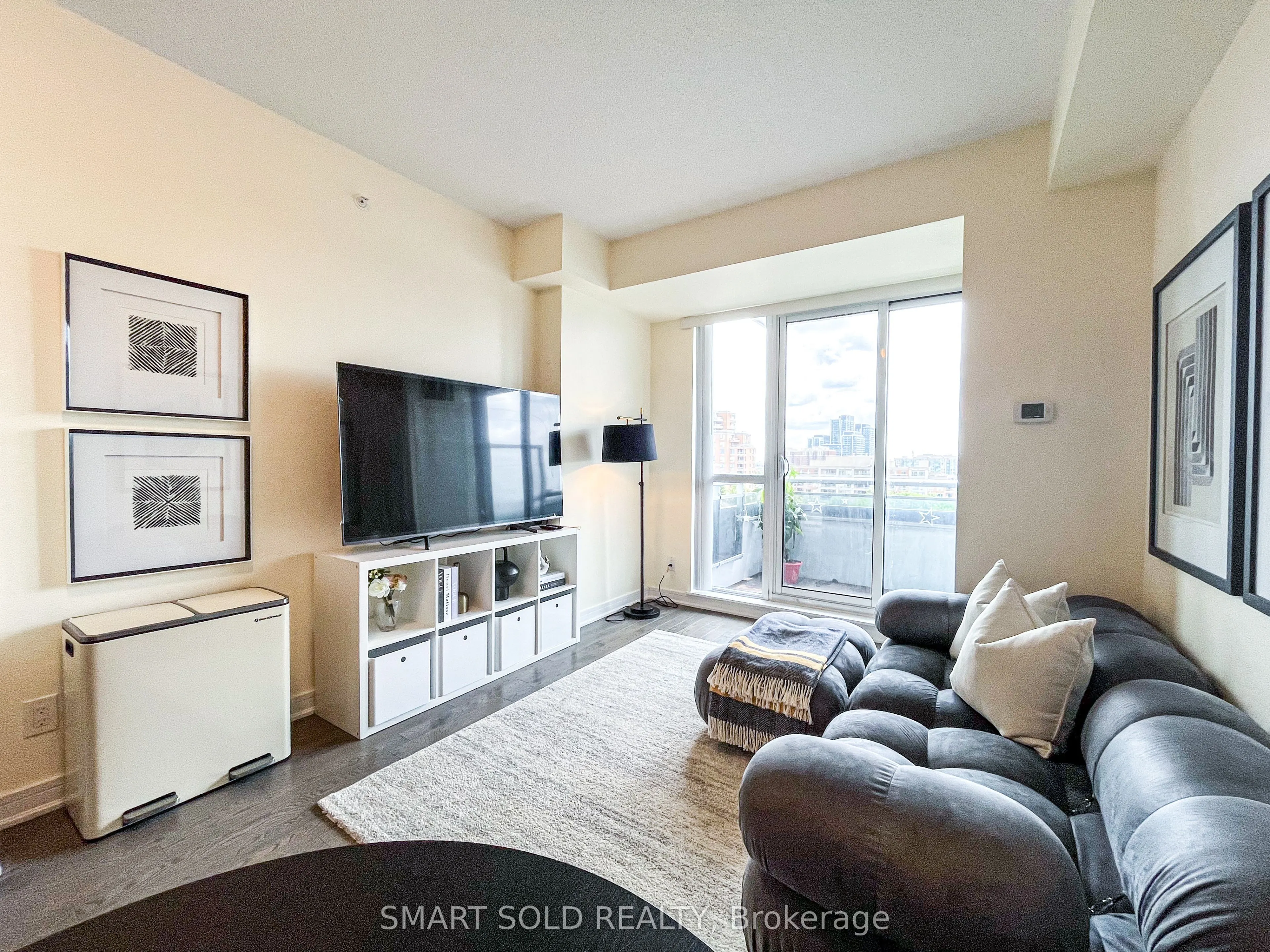 9191 Yonge Street, #716