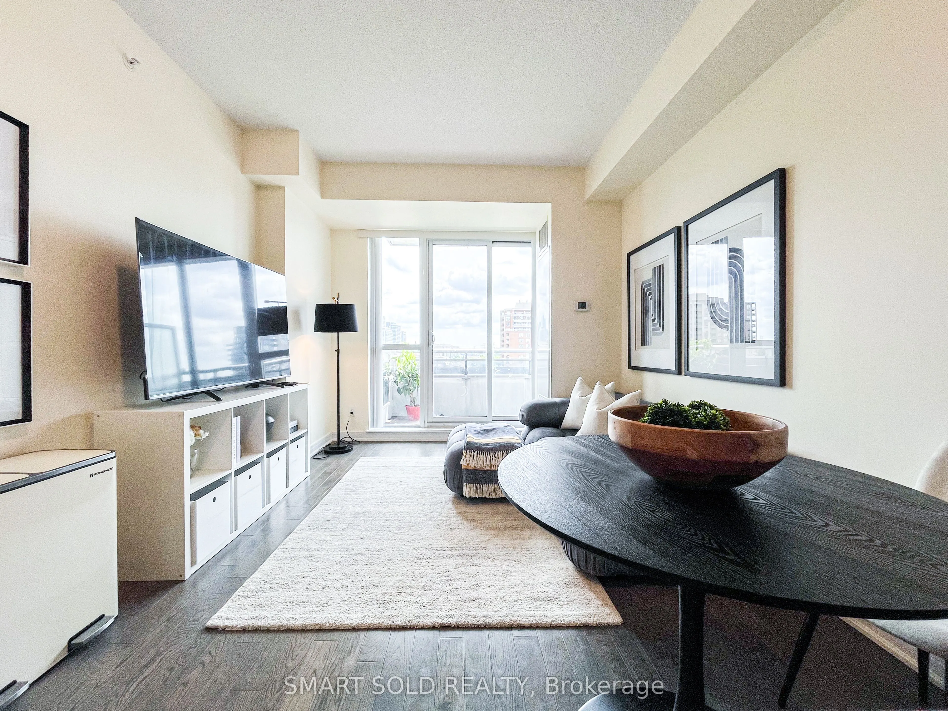 9191 Yonge Street, #716