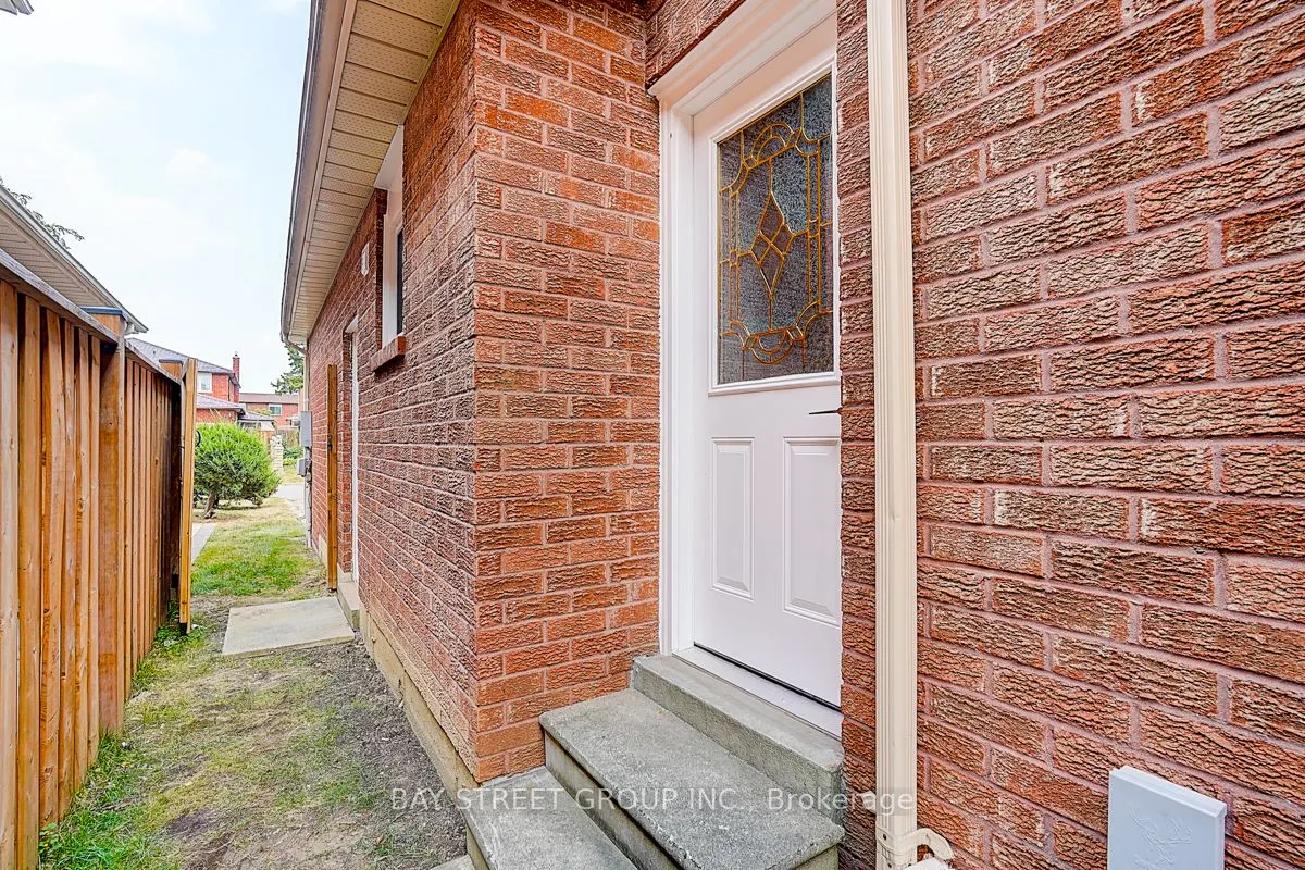 67 Kyla Crescent