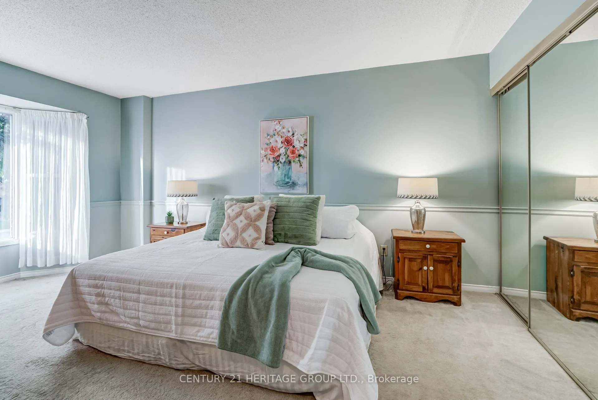 11 Closs Square