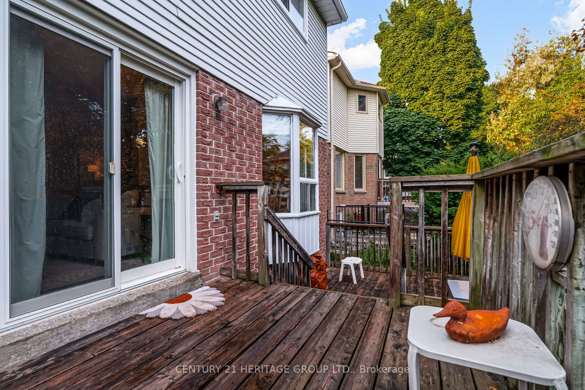 11 Closs Square