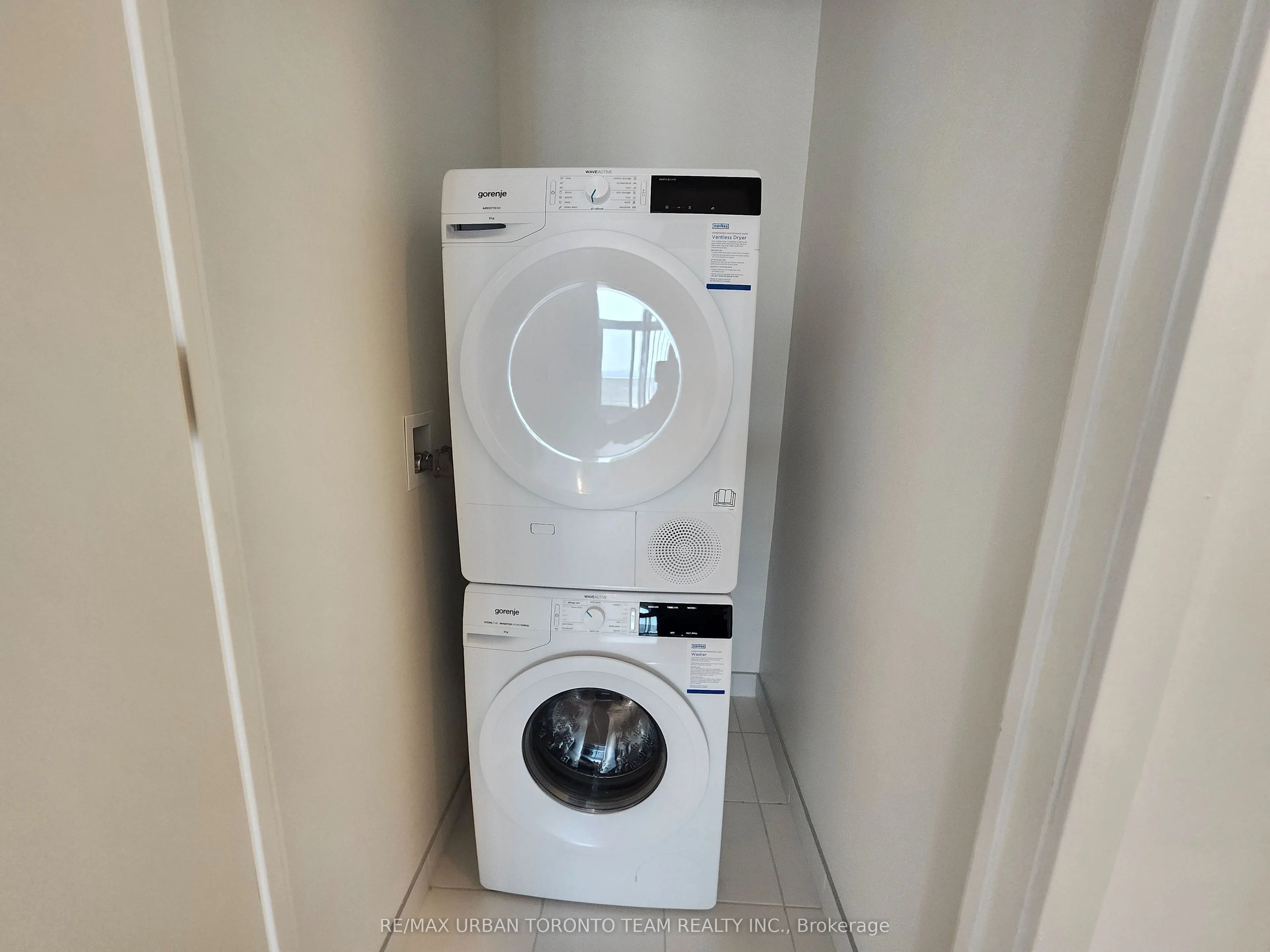 28 Interchange Way, #3112