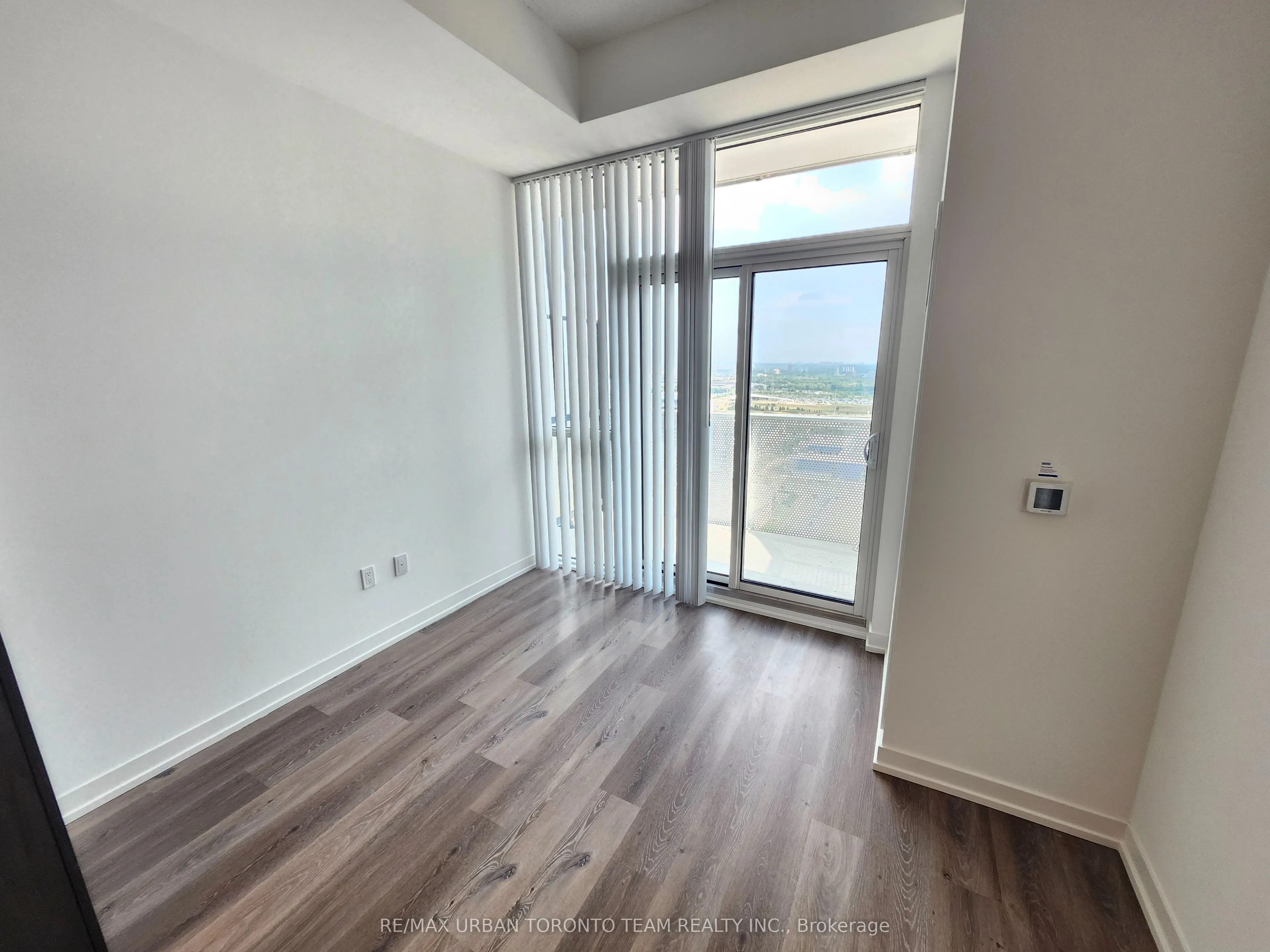 28 Interchange Way, #3112