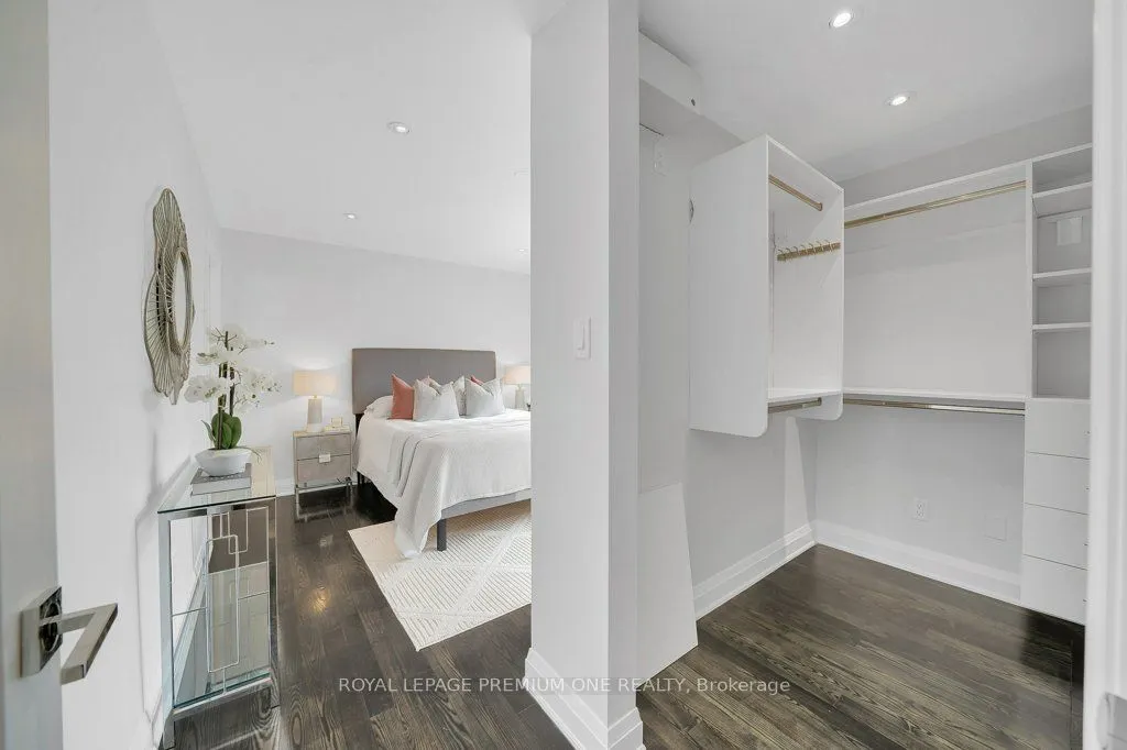 15 Basilica Drive