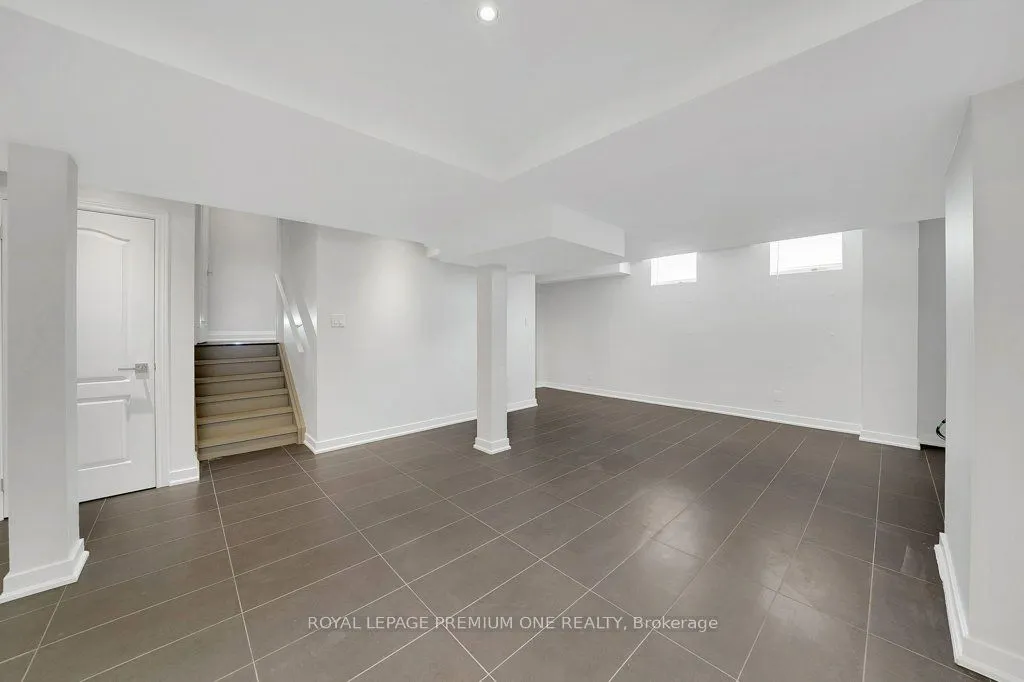15 Basilica Drive