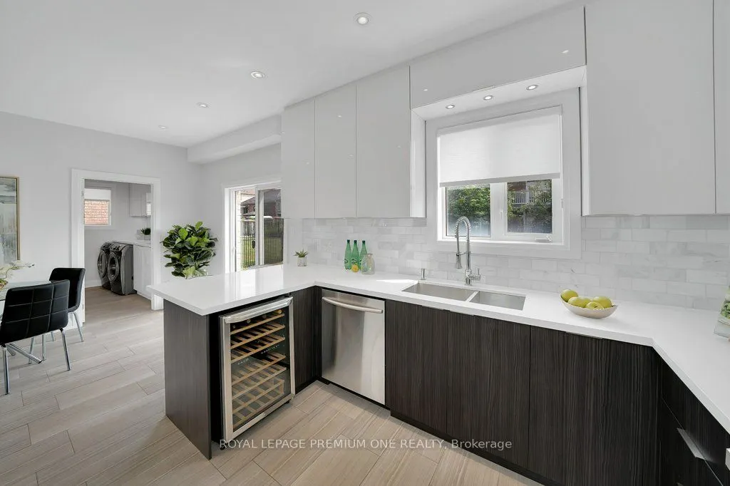 15 Basilica Drive