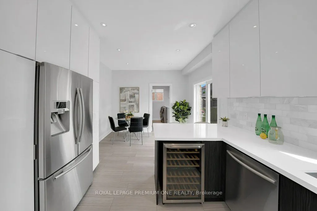 15 Basilica Drive