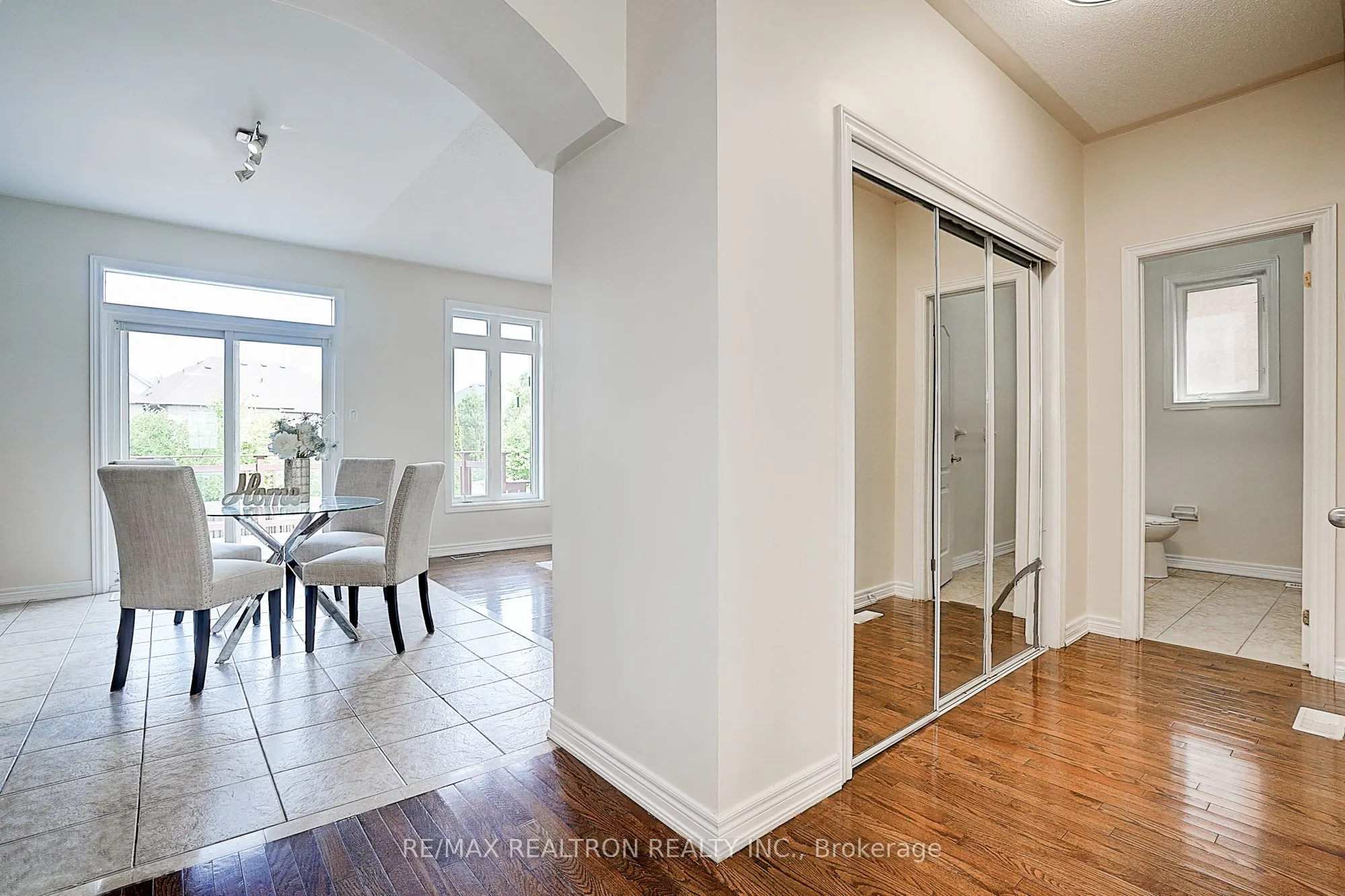 346 Autumn Hill Boulevard