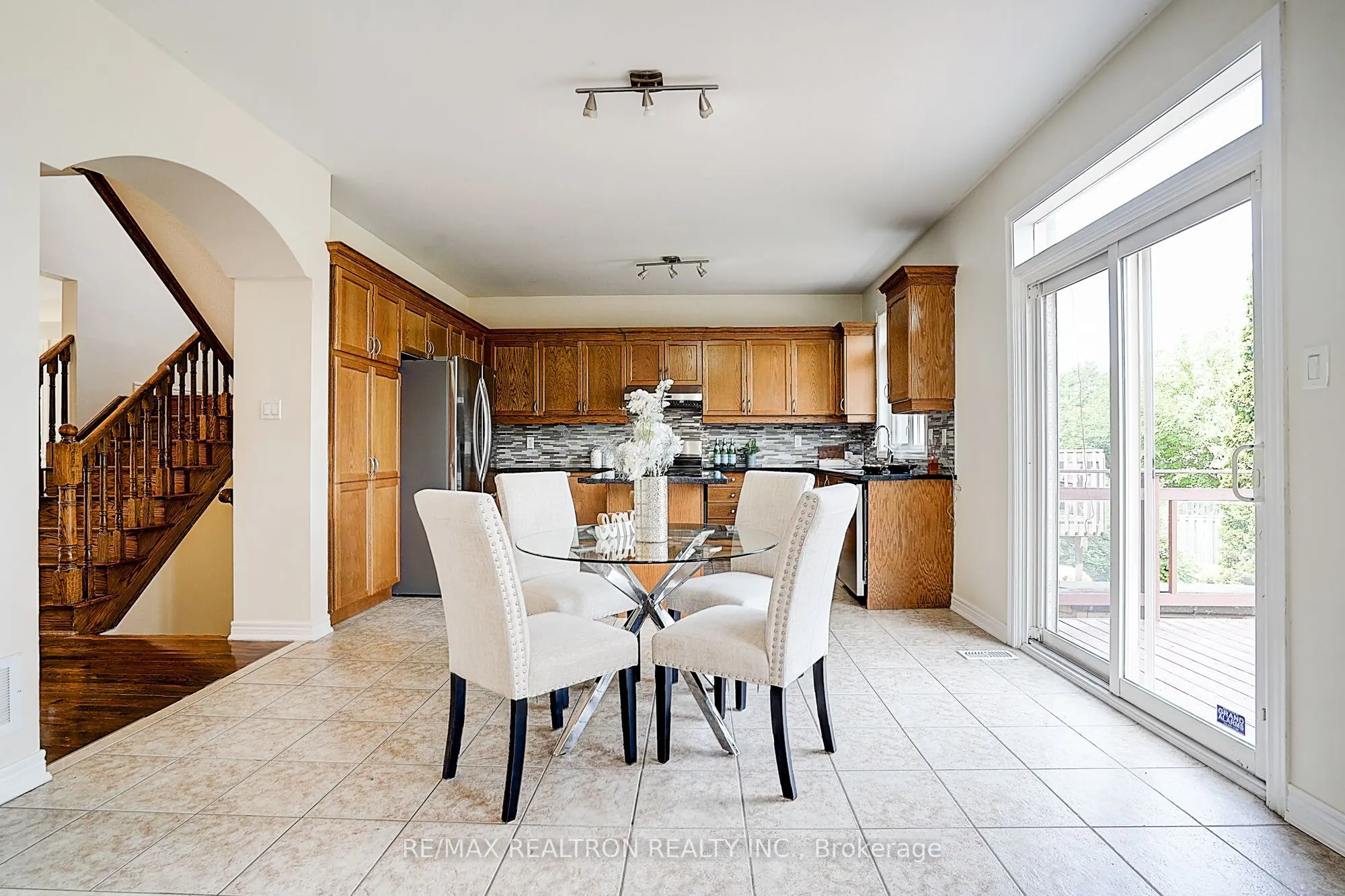 346 Autumn Hill Boulevard