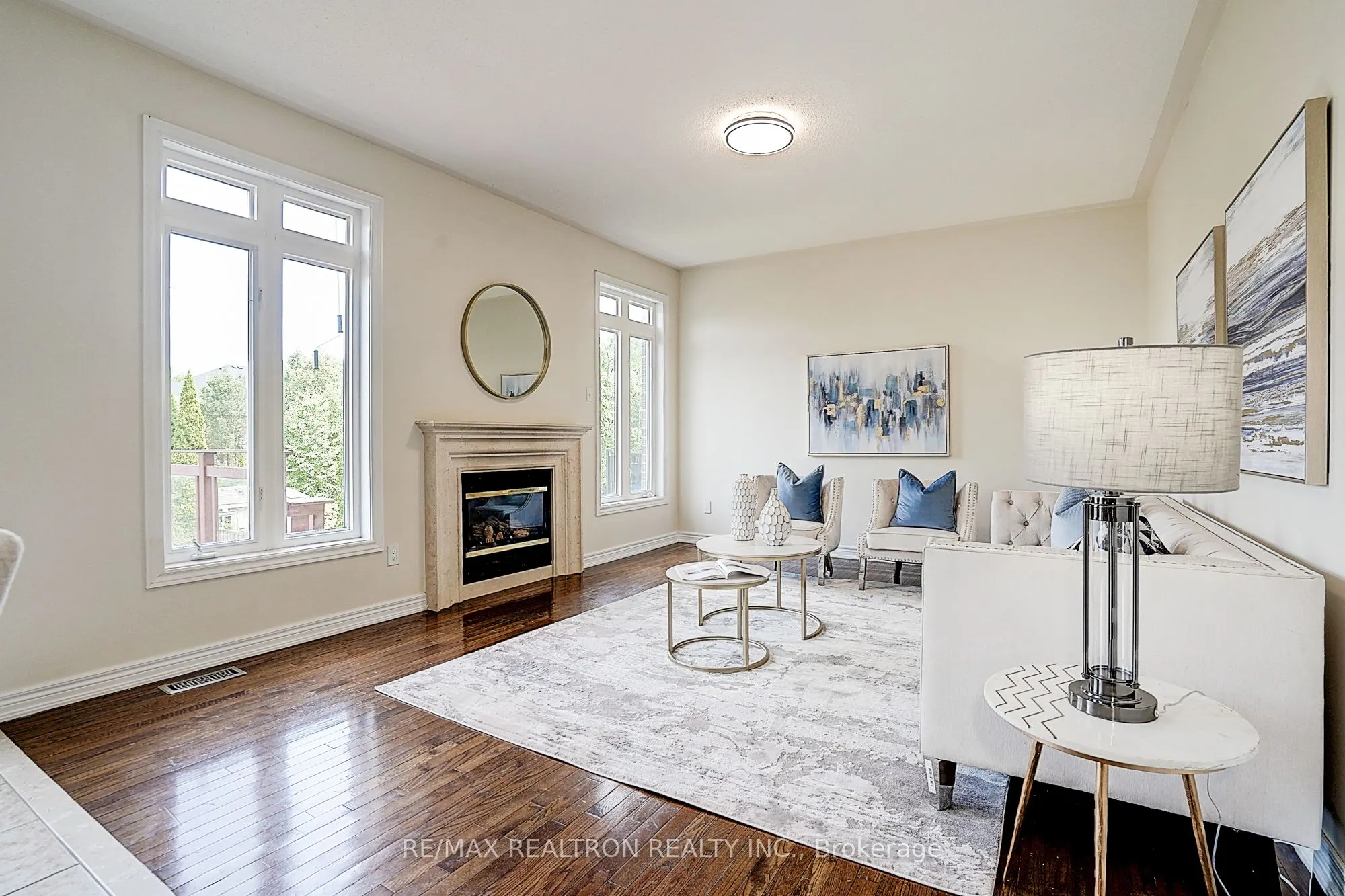 346 Autumn Hill Boulevard