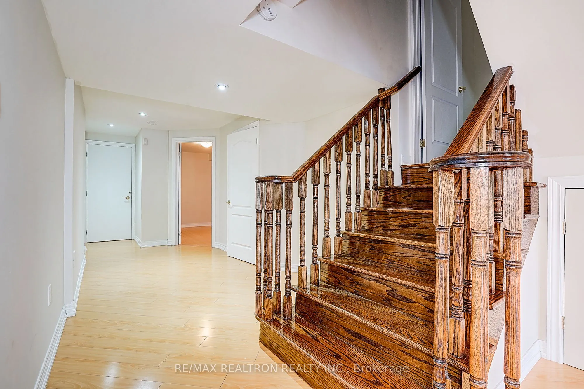 346 Autumn Hill Boulevard