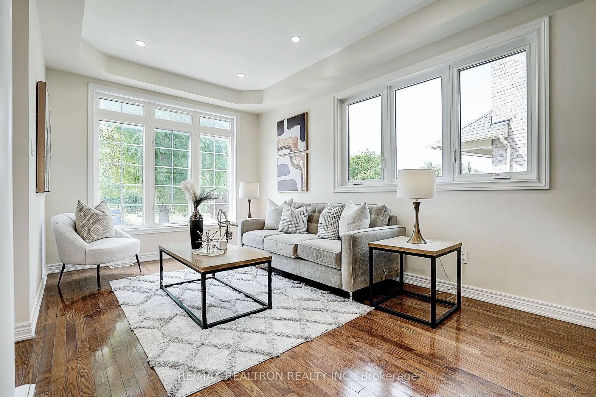 346 Autumn Hill Boulevard