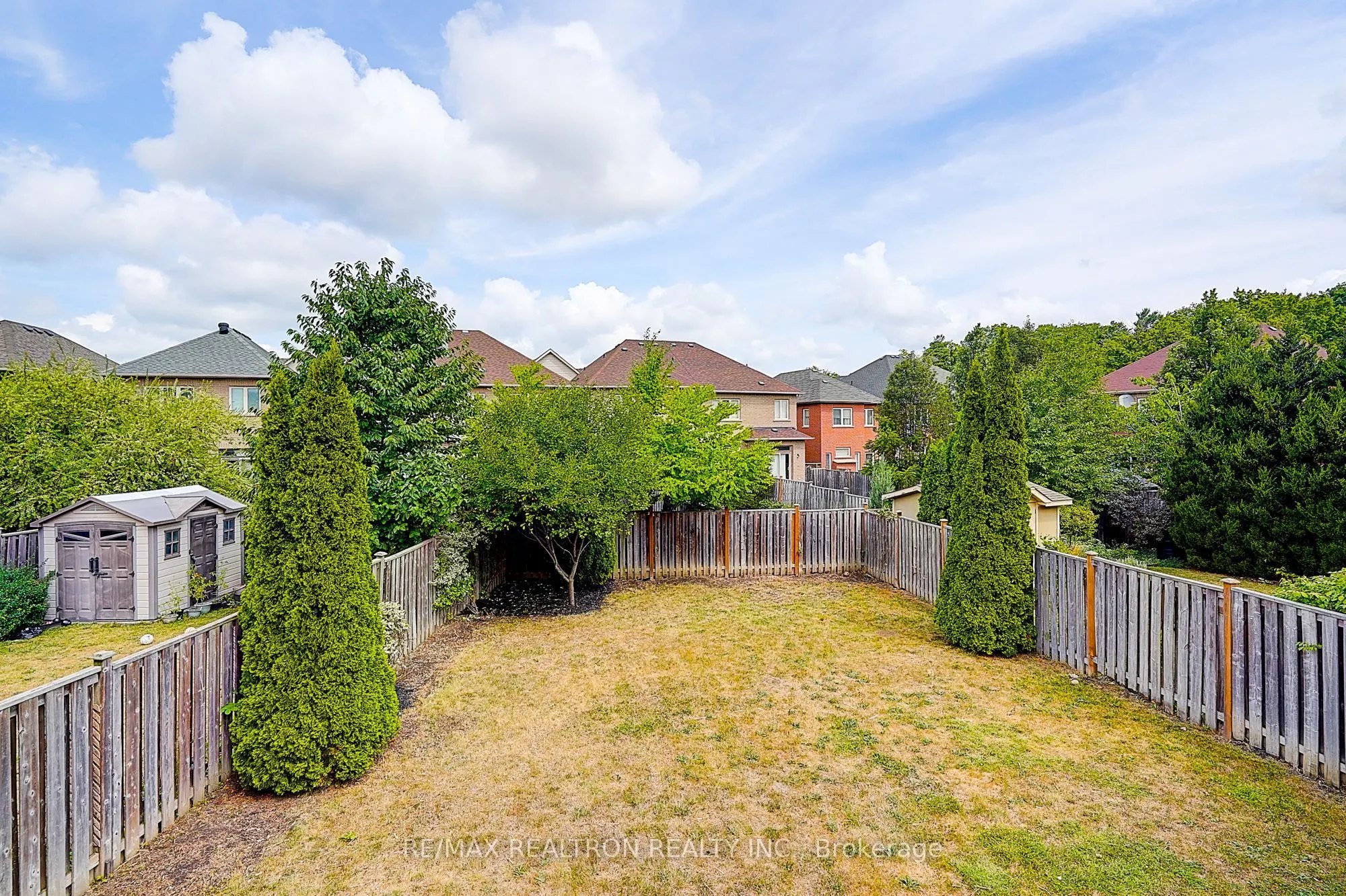 346 Autumn Hill Boulevard