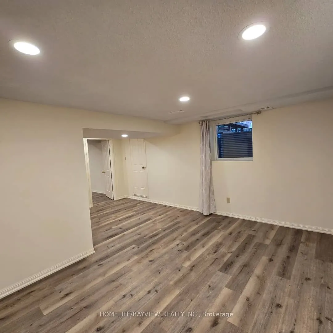 64 Brookshire Circle