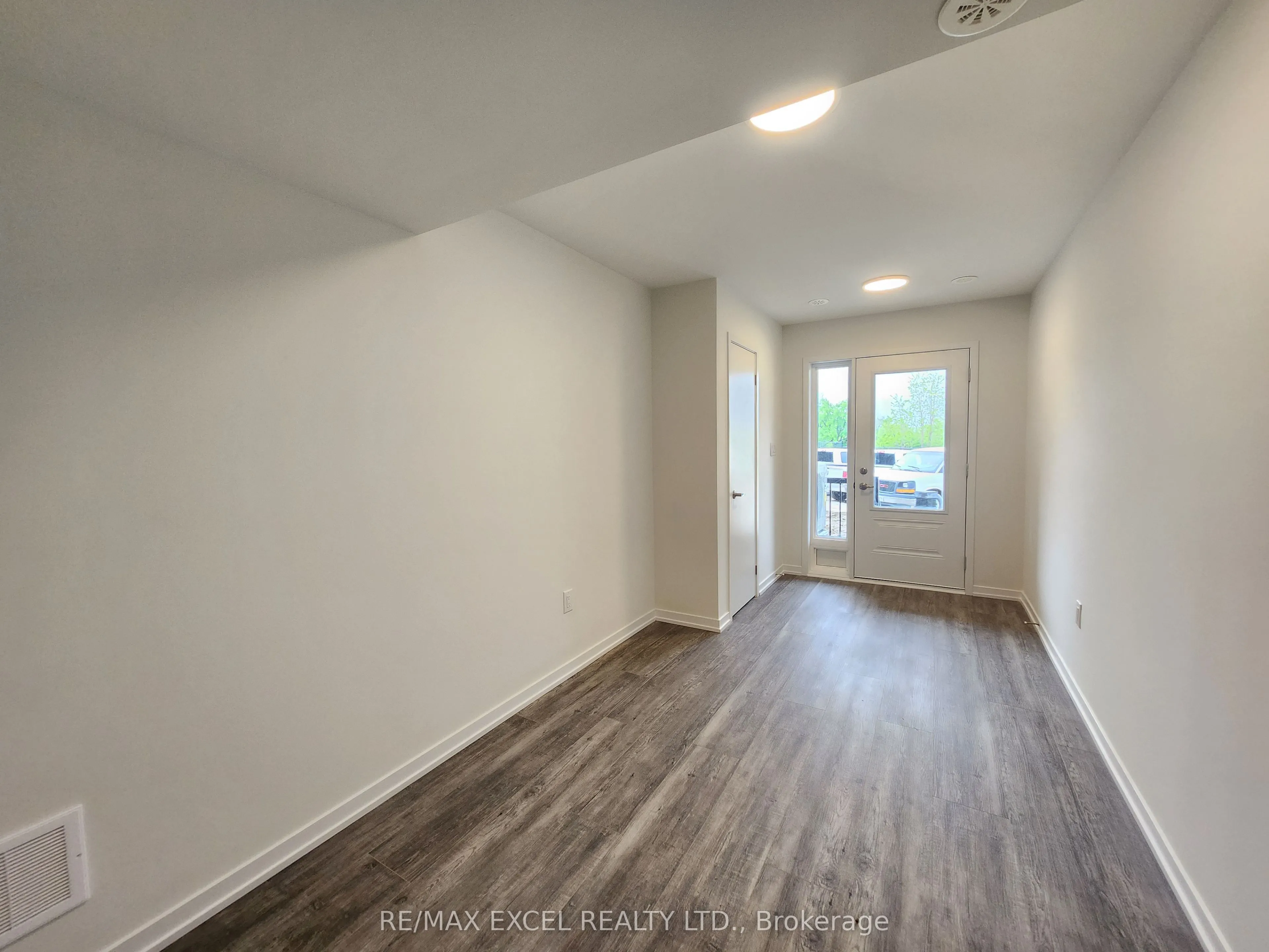 119 Matawin Lane, #0059
