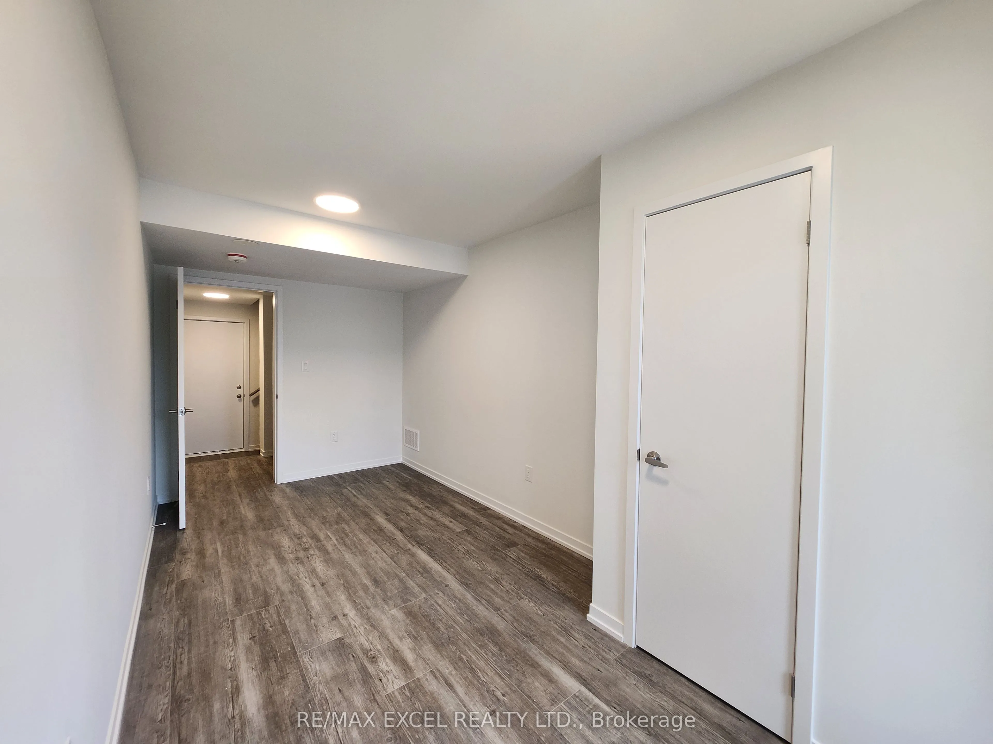 119 Matawin Lane, #0059