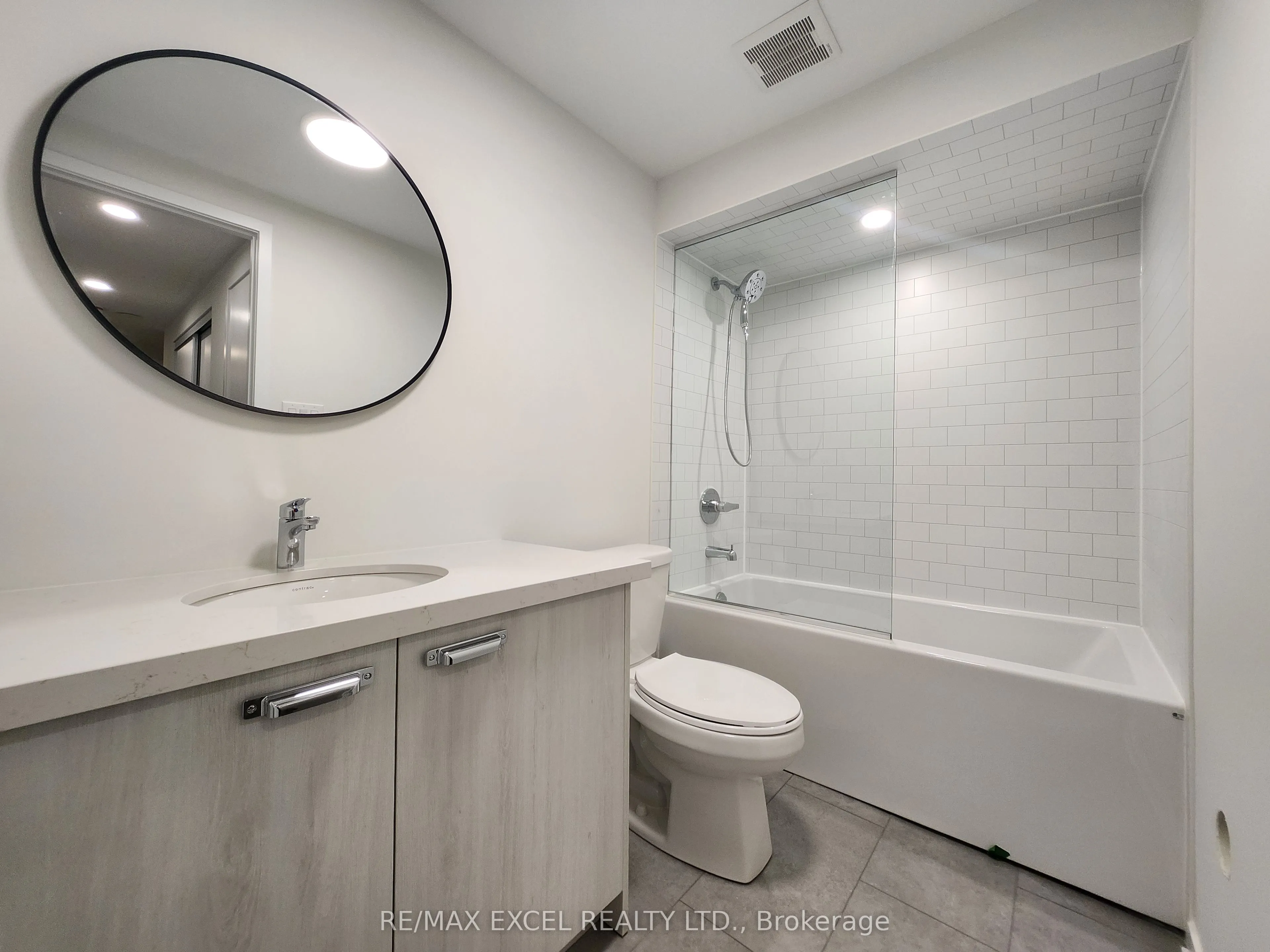 119 Matawin Lane, #0059