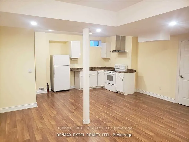 585 McGregor Farm Trail, #Lower Level