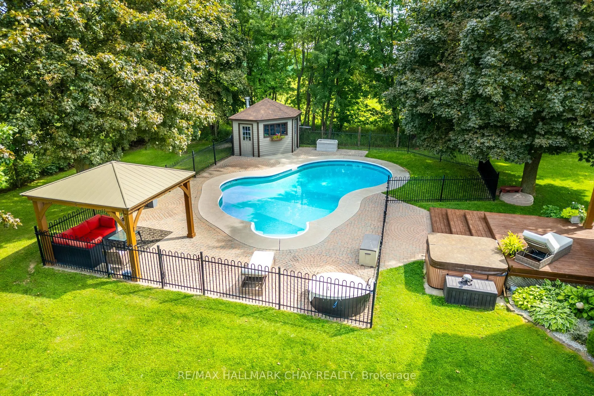 2389 Concession Road 8 Road