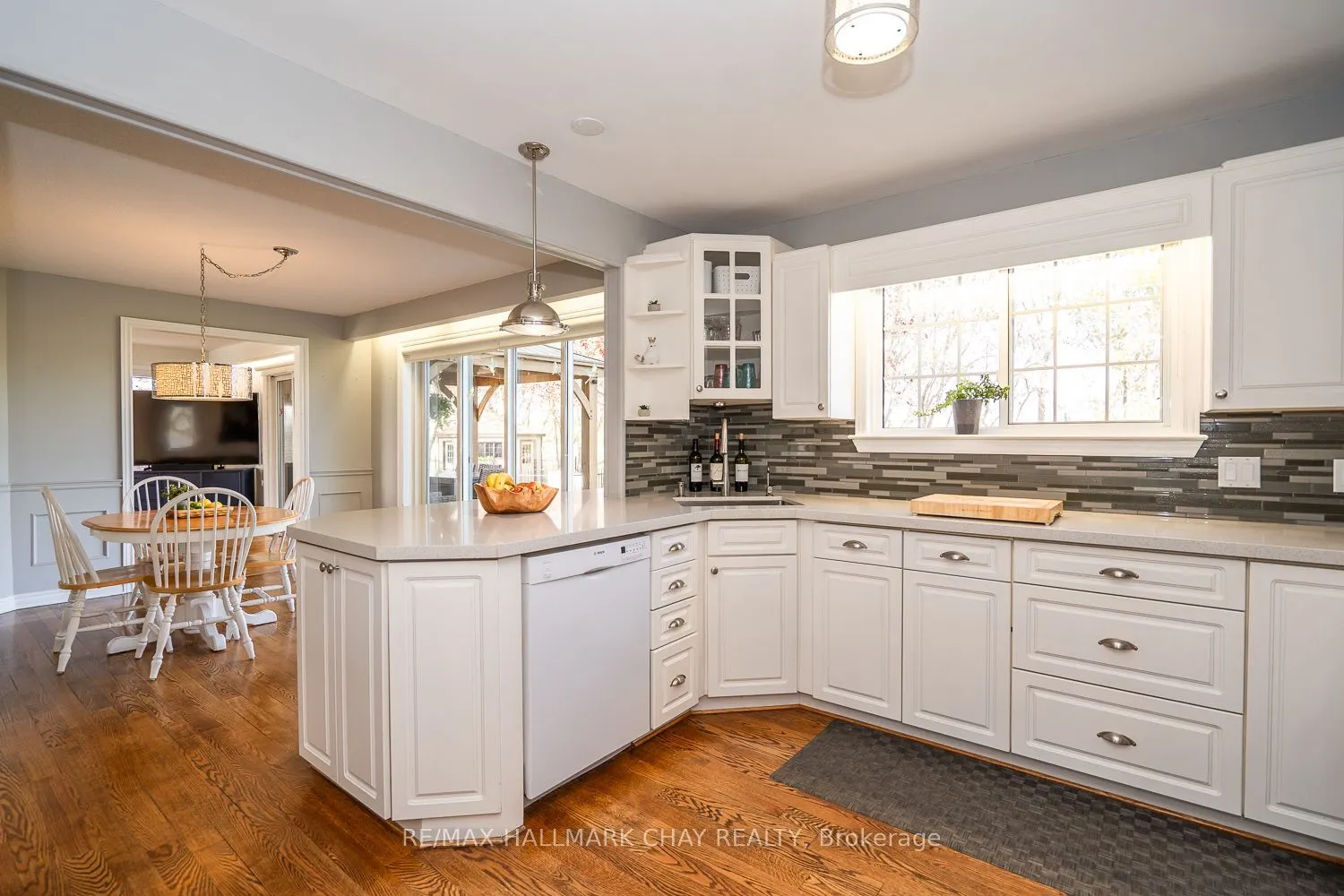 2389 Concession Road 8 Road