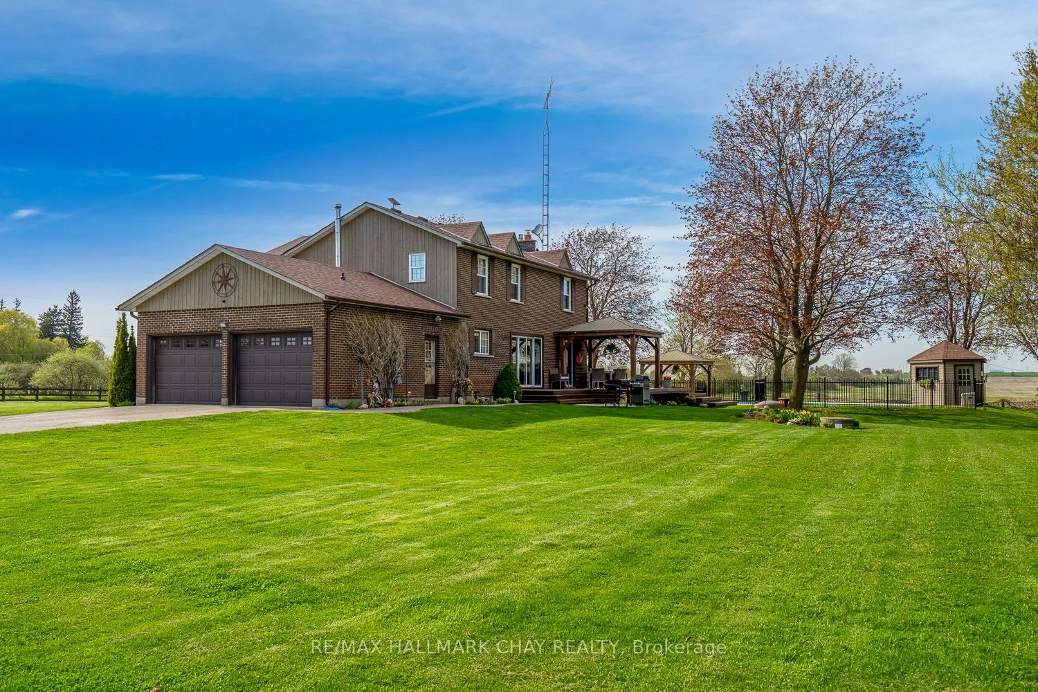 2389 Concession Road 8 Road