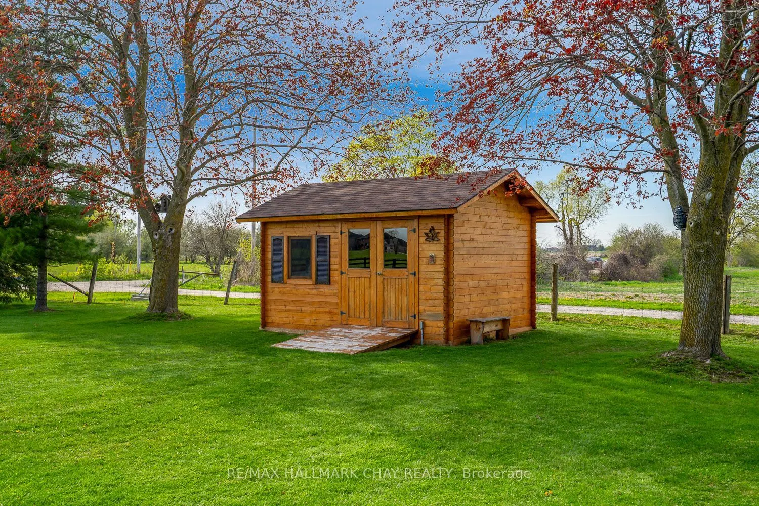 2389 Concession Road 8 Road
