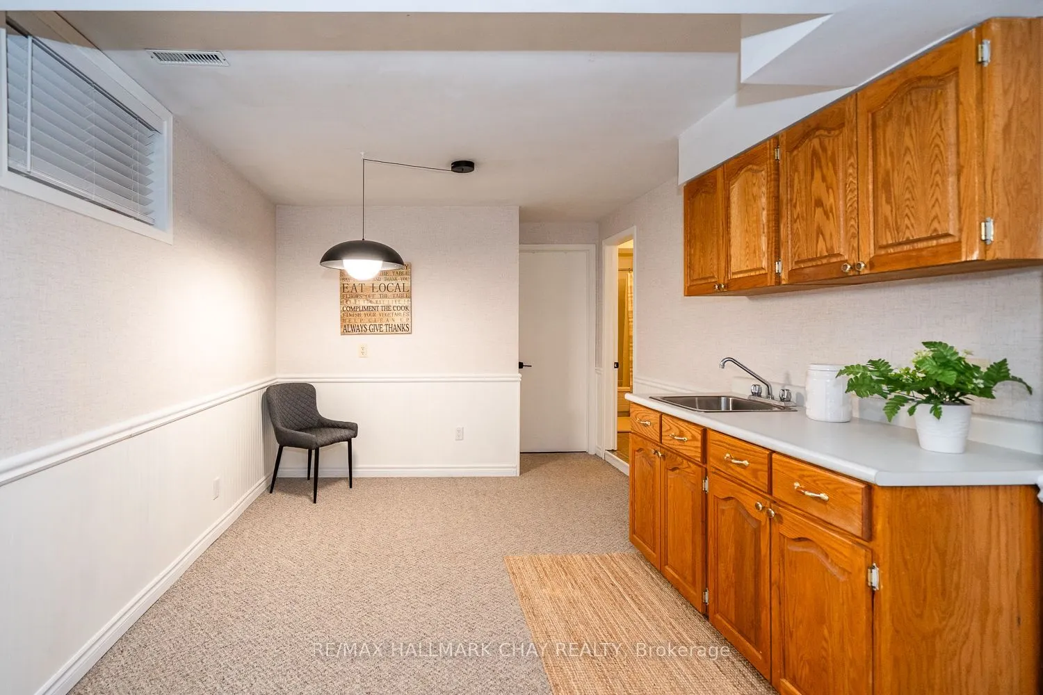 2389 Concession Road 8 Road