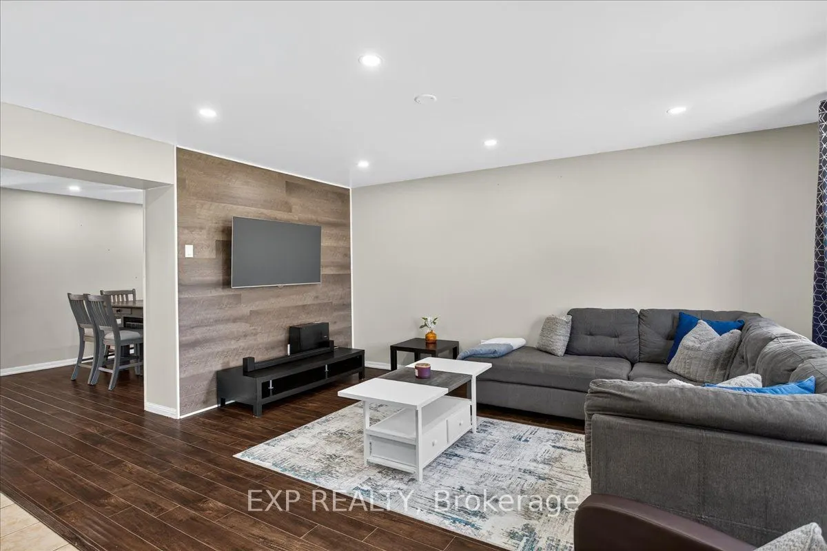 38 John W Taylor Avenue